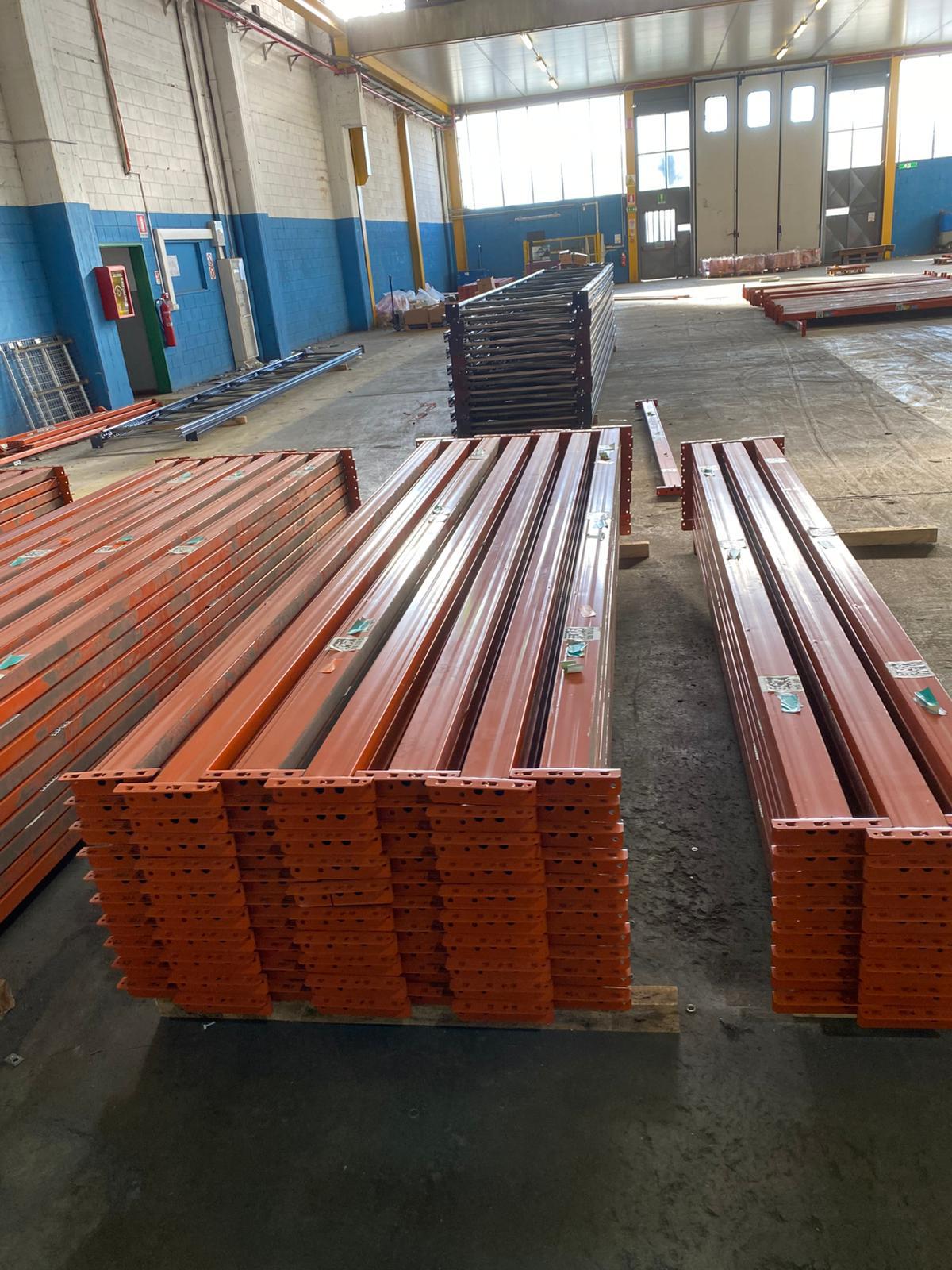 Vendita scaffalatura  in vendita - foto 4
