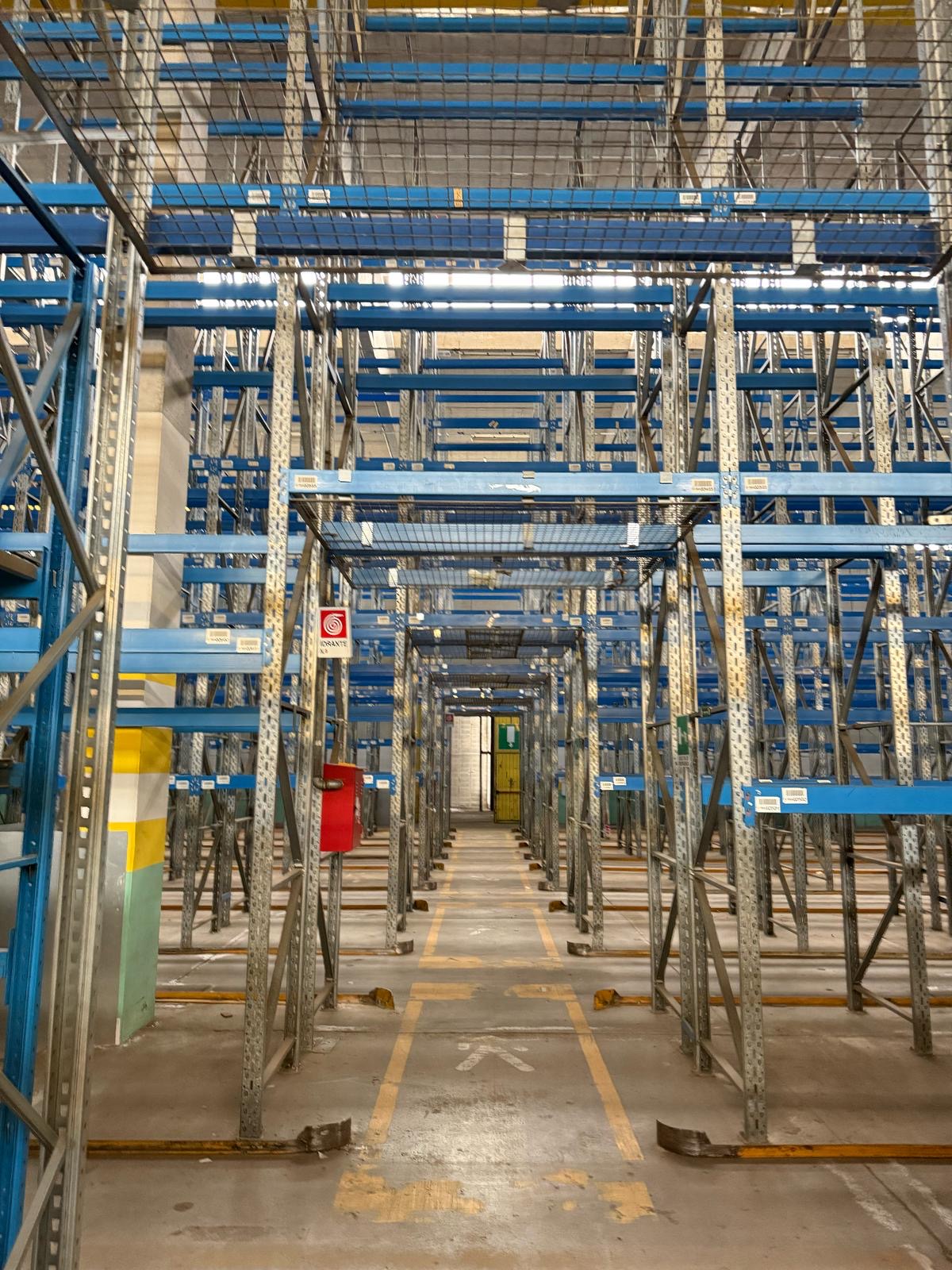 Vendita e montaggio scaffalature Napoli  in vendita - foto 3