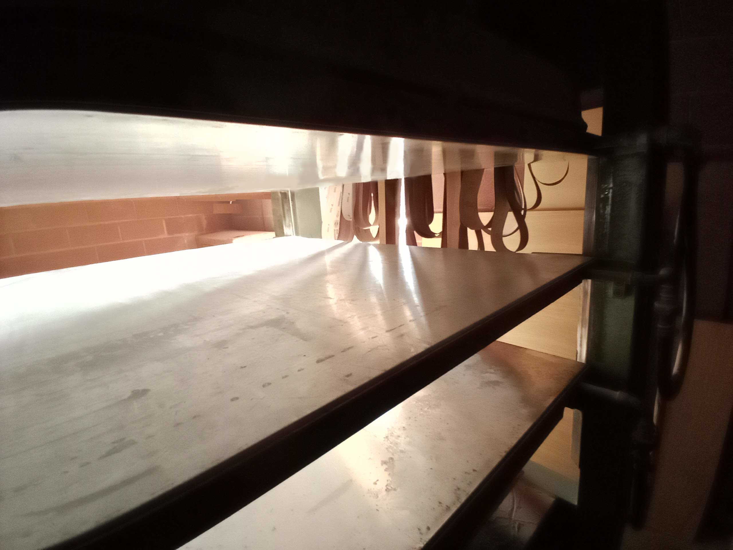 Pressa a caldo Colombo R. per legno e poliuretano in vendita - foto 4
