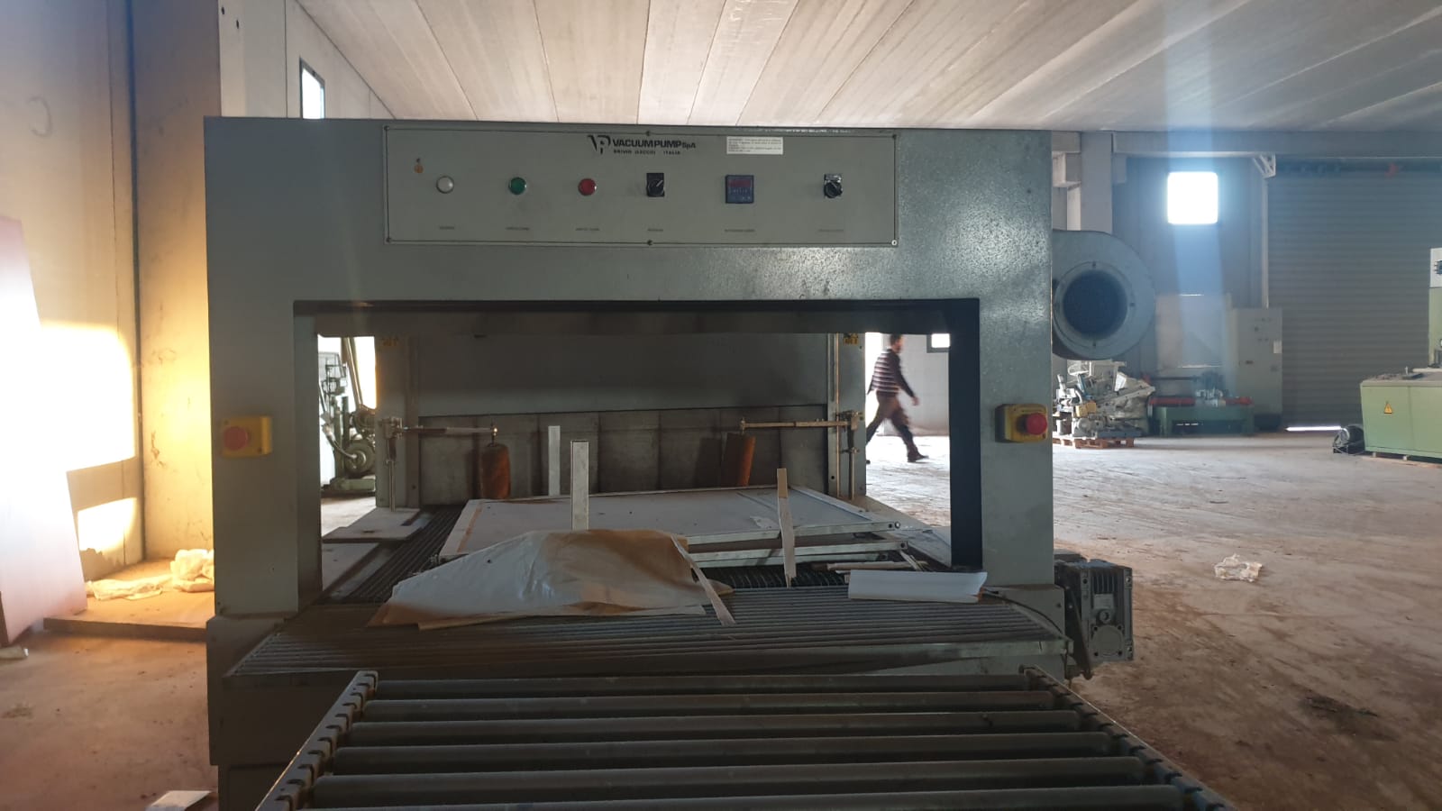 VACUUMPUMP termoretraibile in vendita - foto 11