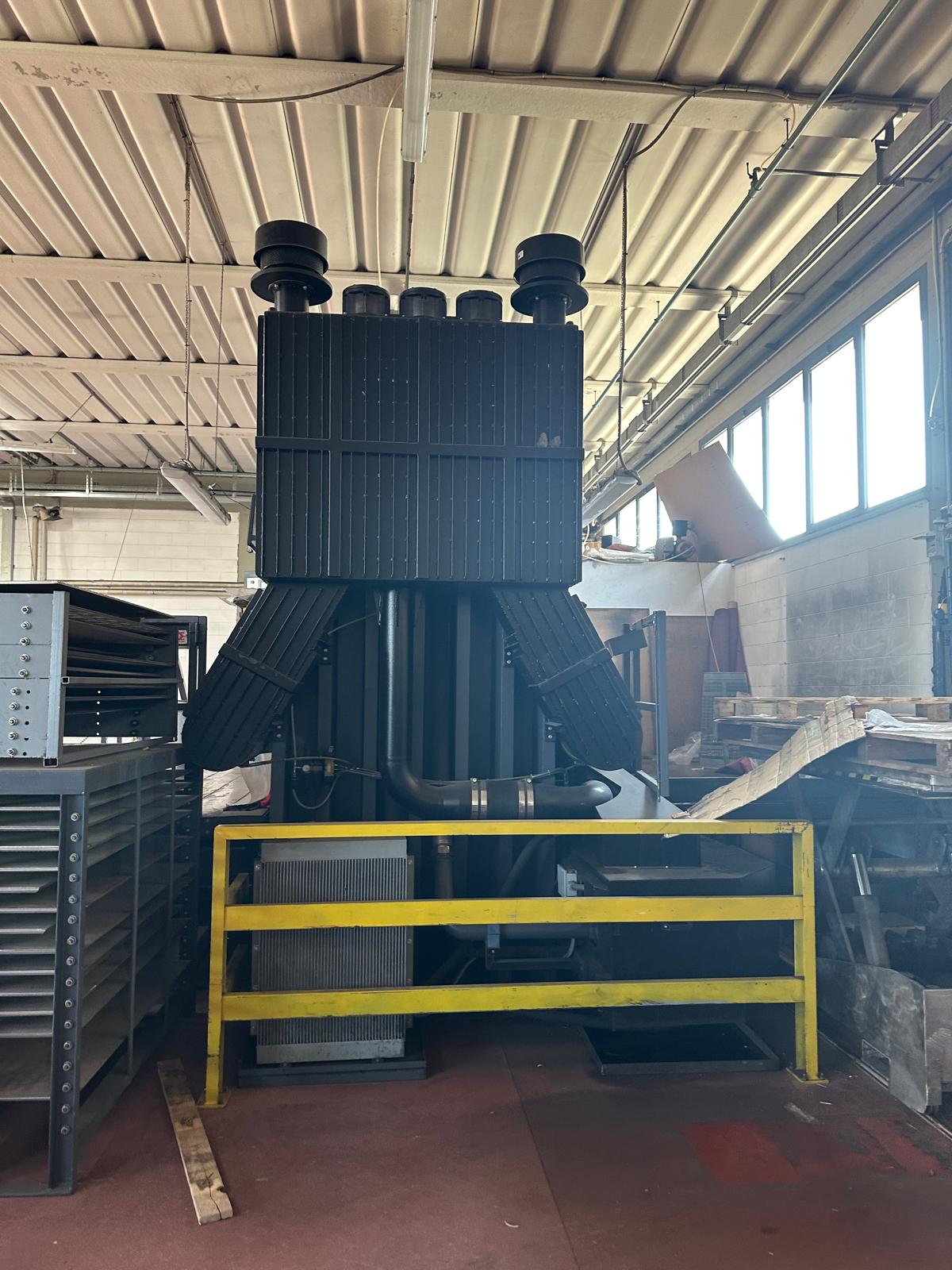 PRESSA GOZZINI ST3100 PER STIRARE E STAMPARE IL PELLAME in vendita - foto 4