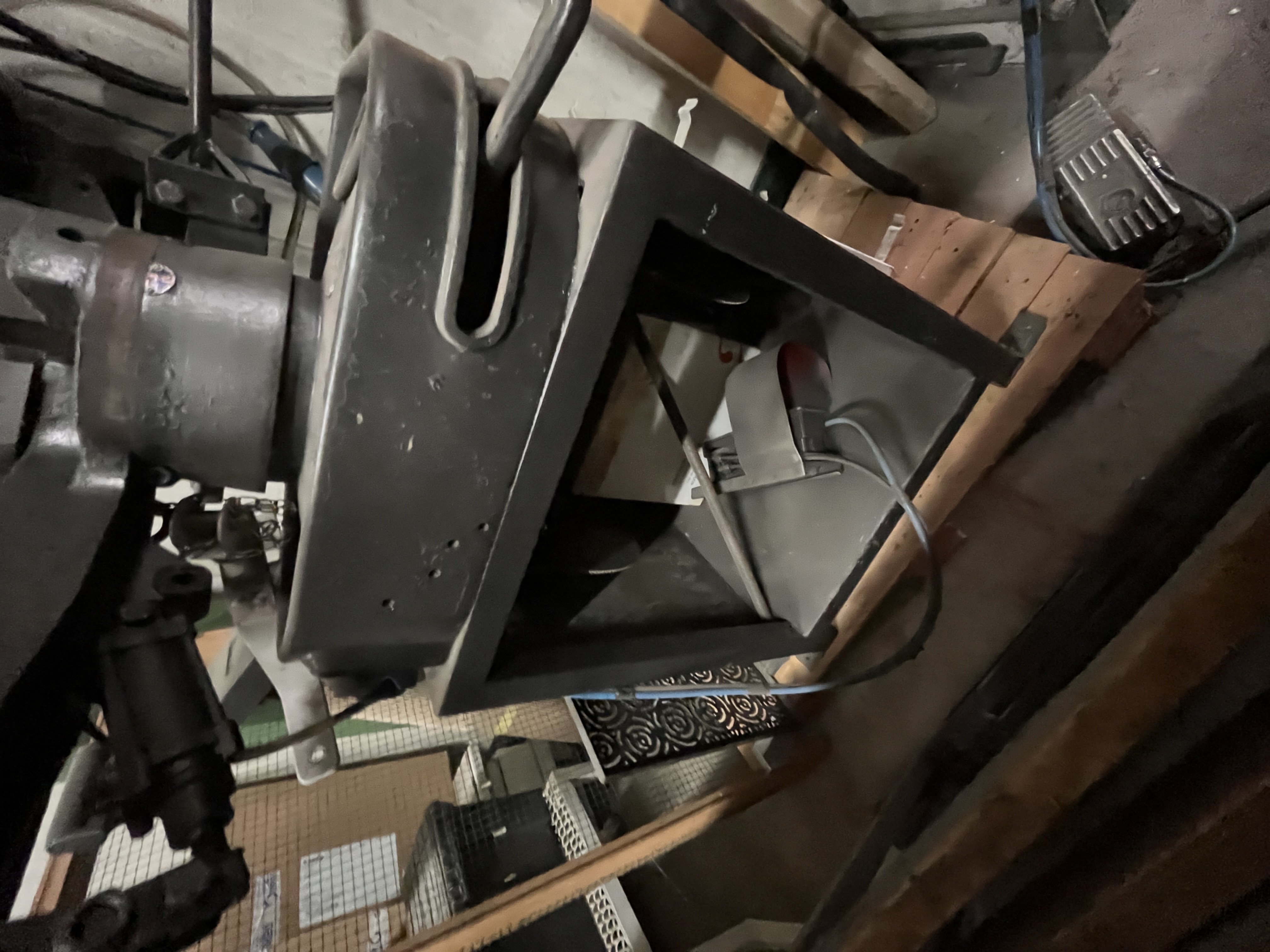 Sega a disco  con morsa a pressione in vendita - foto 3