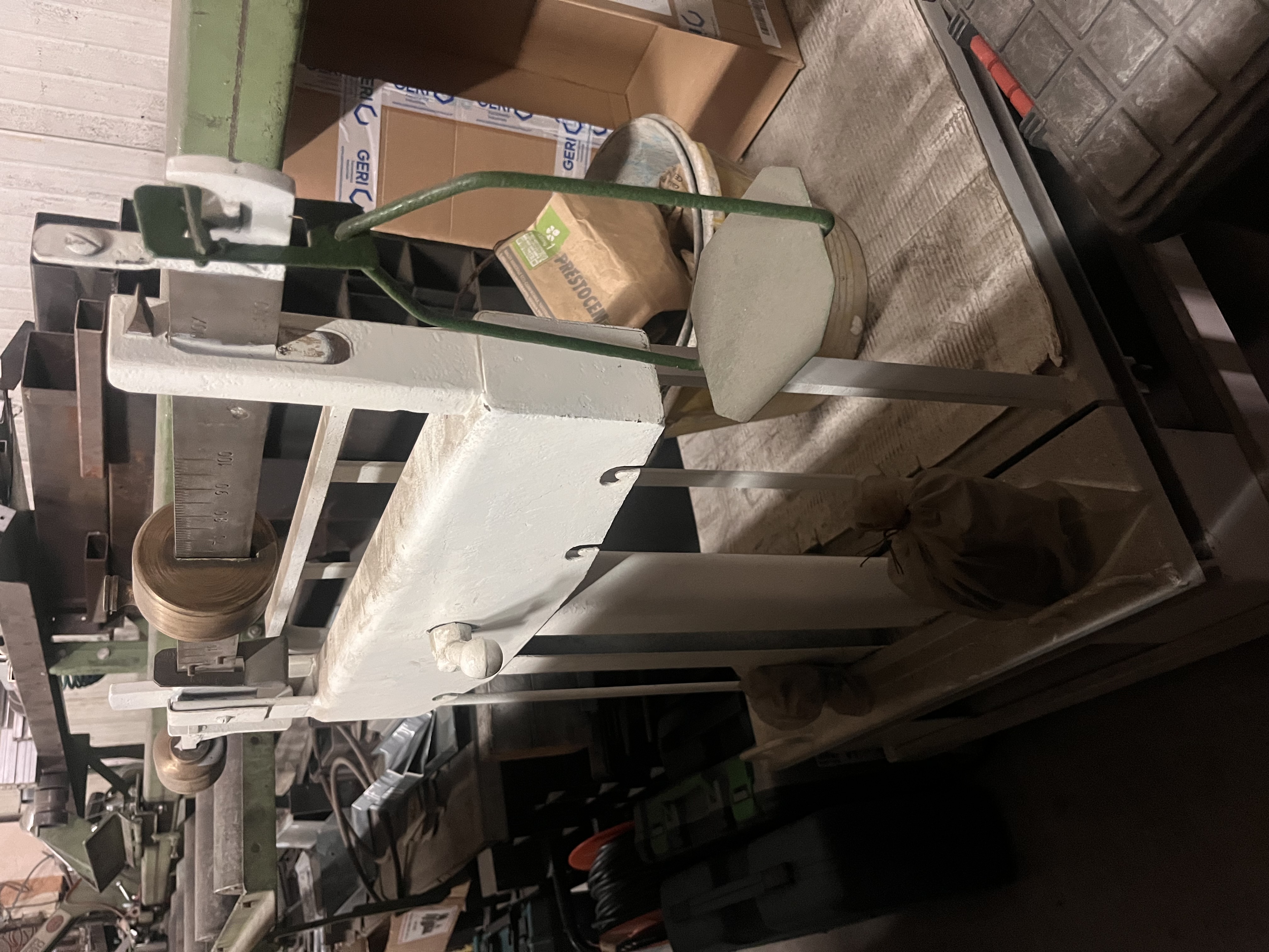 Bascula con carrello su ruote in vendita - foto 4
