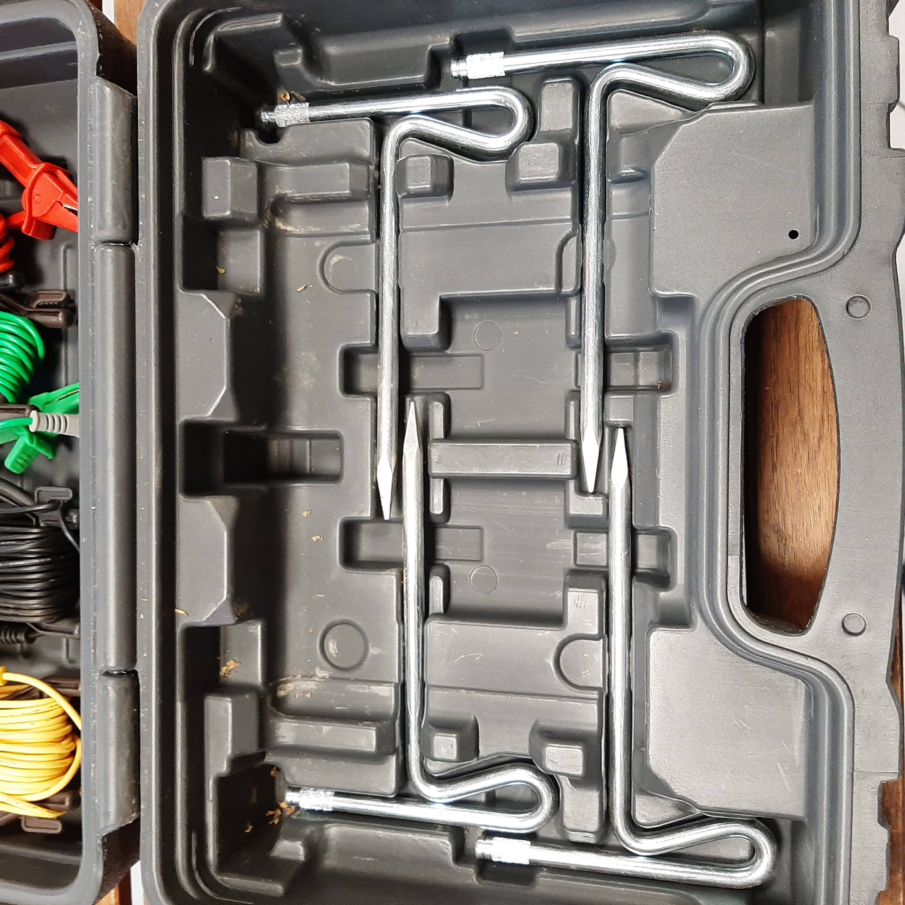 Tester Resistenza di Terra SEW 4234 ER CAT IV 300V  in vendita - foto 4