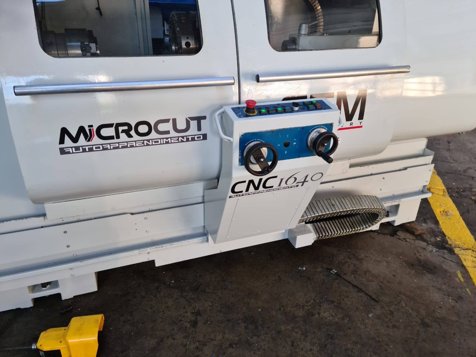 TORNIO MICRO CUT CNC 1640  AUTOAPPRENDIMENTO in vendita - foto 8