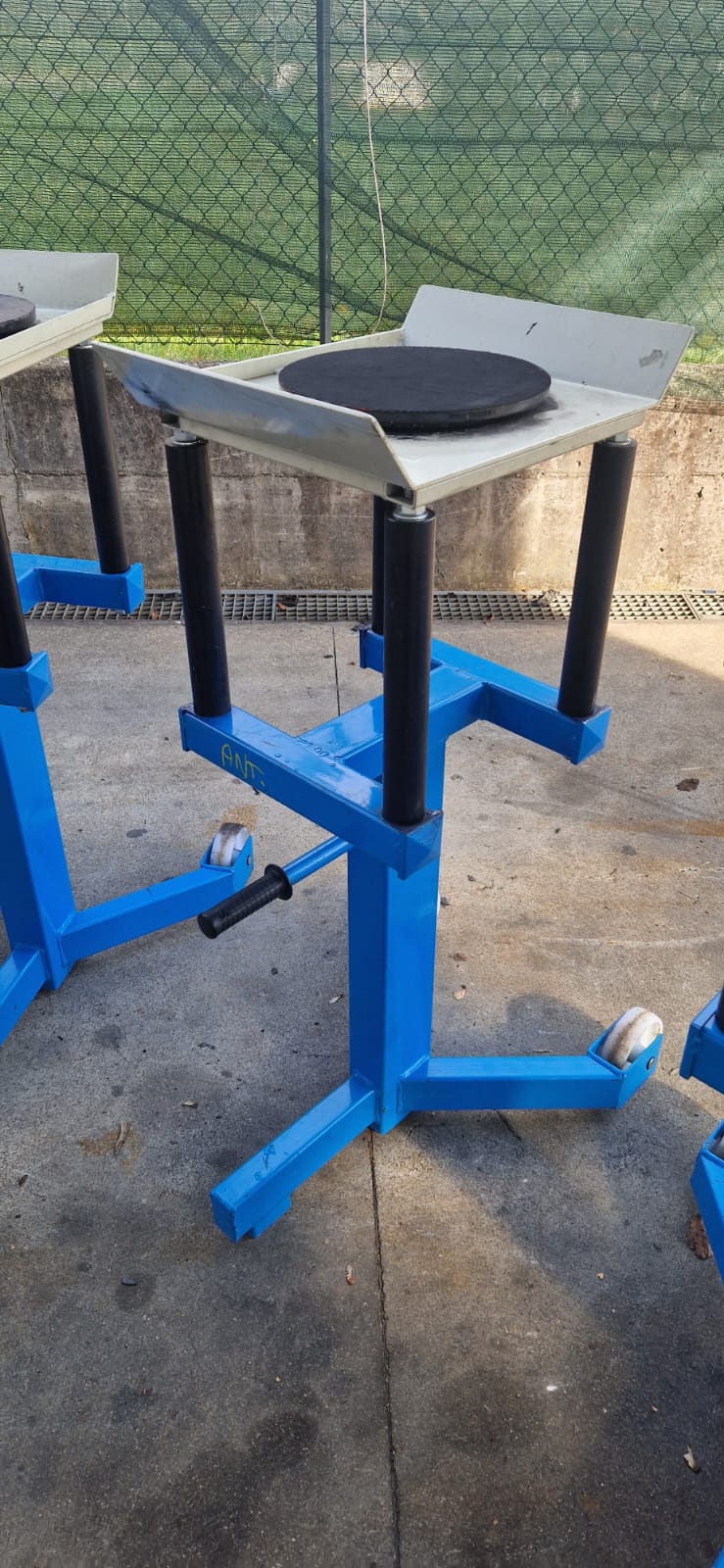Cavalletti per assetto ruote OMCN 371 in vendita - foto 2