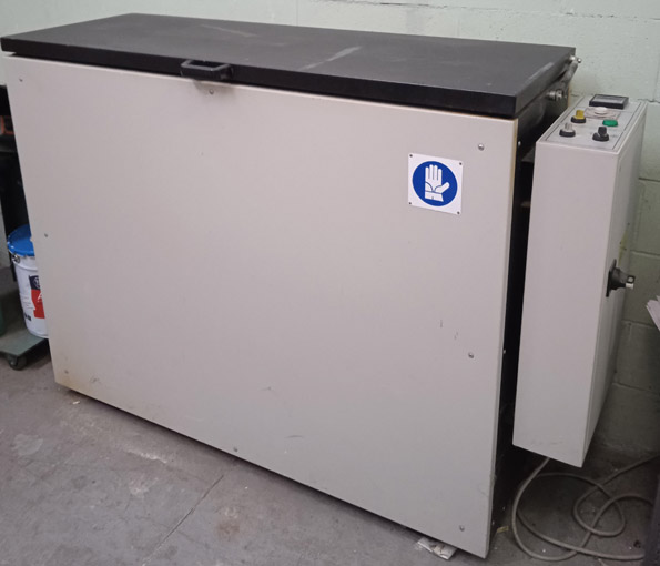 FORNO E REFRIGERATORE PER LASTRE in vendita - foto 1