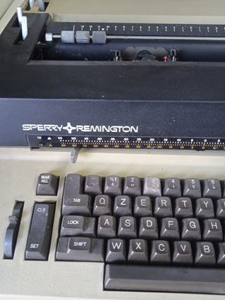 MACCHINA PER SCRIVERE Sperry Remington in vendita - foto 6