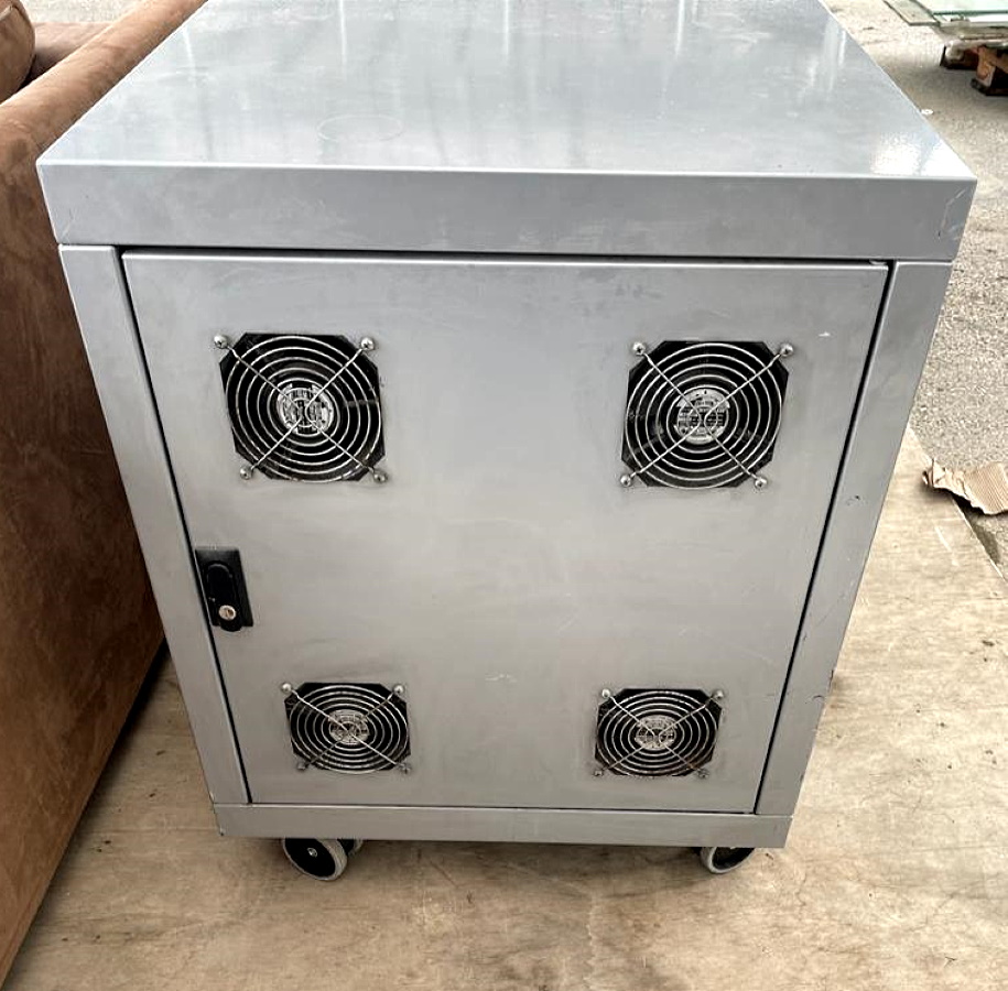 Armadio RACK marca AIINO con 4 ruote in vendita - foto 3
