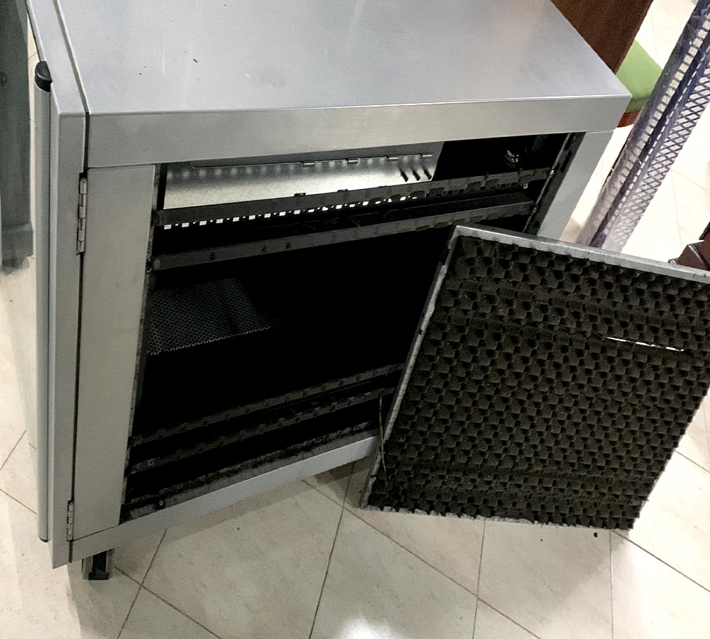 Armadio RACK marca AIINO con 4 ruote in vendita - foto 4