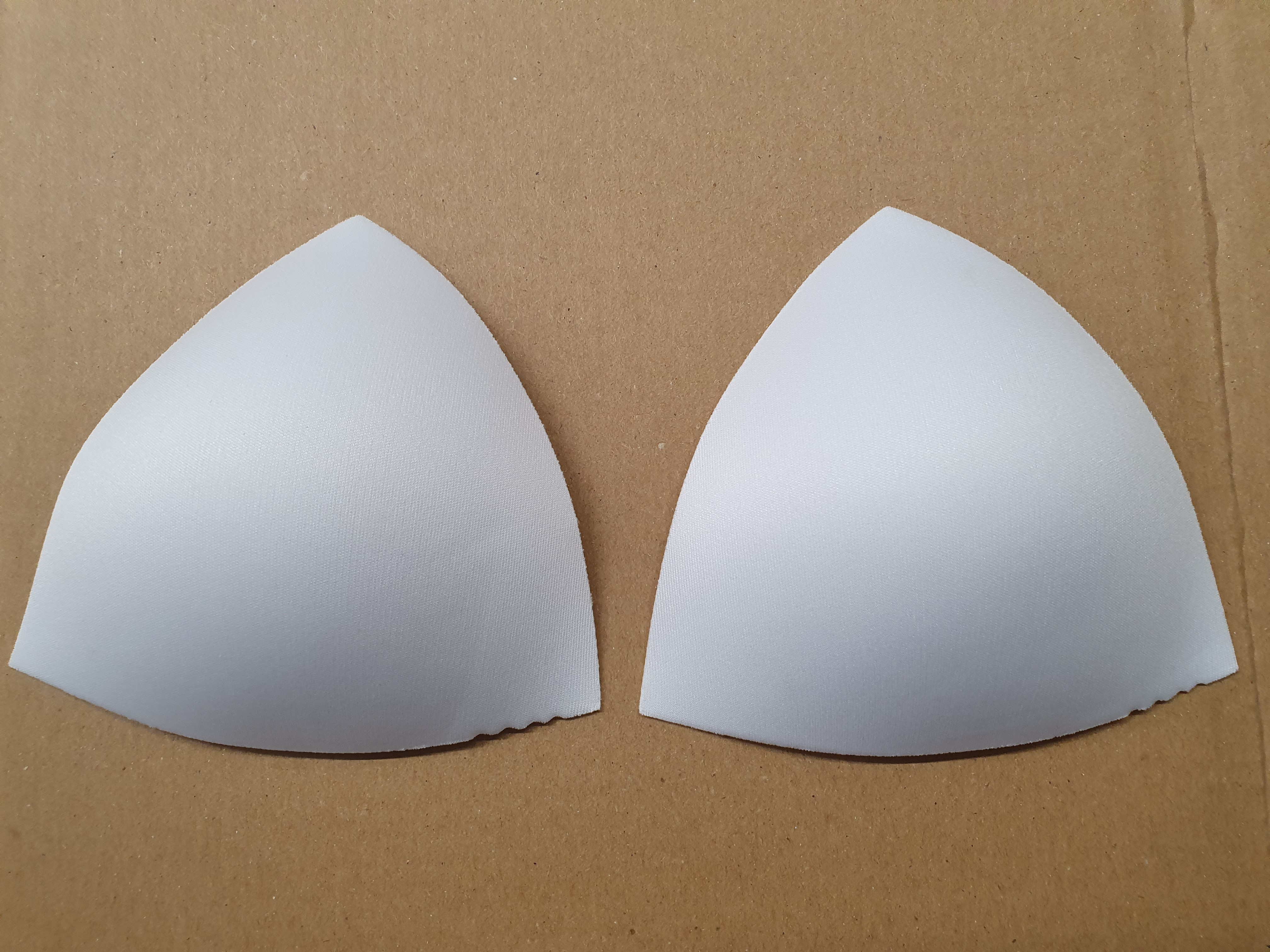 Coppia di coppe per reggiseno costume da bagno in vendita - foto 1