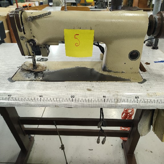 Lineari tagliacuci bordatrici oltre 40 macchine cucito in vendita - foto 2