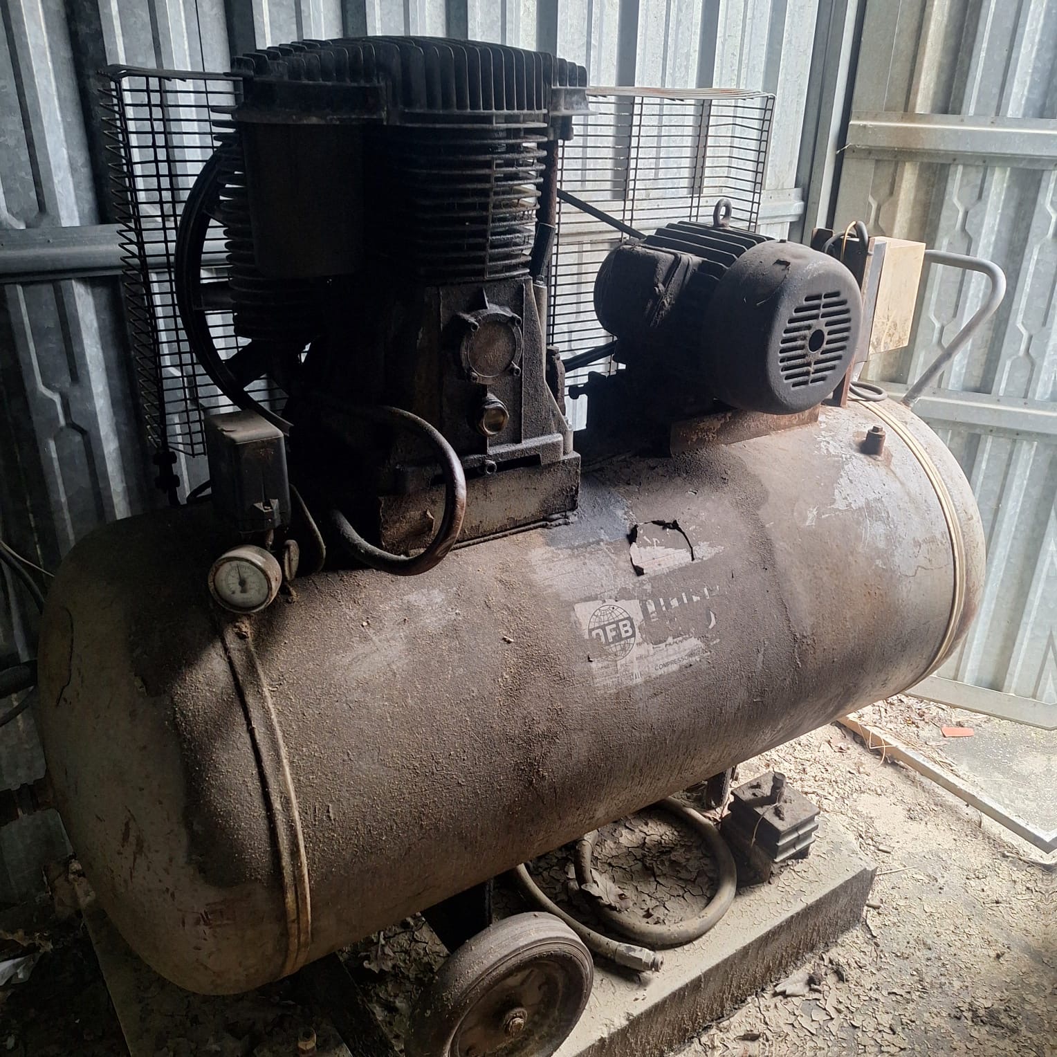 Attrezzatura meccanica in vendita