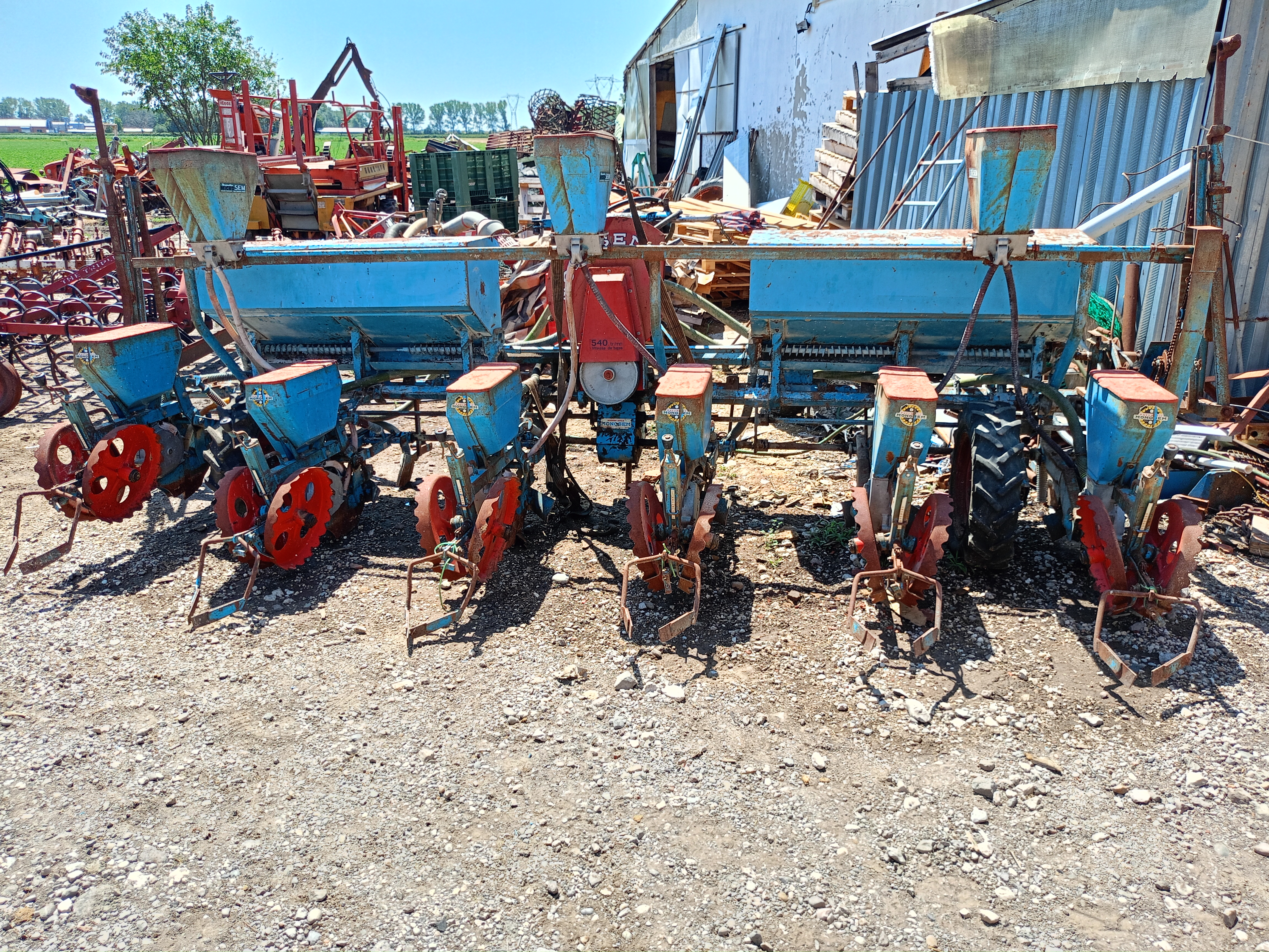 Attrezzatura agricola in vendita