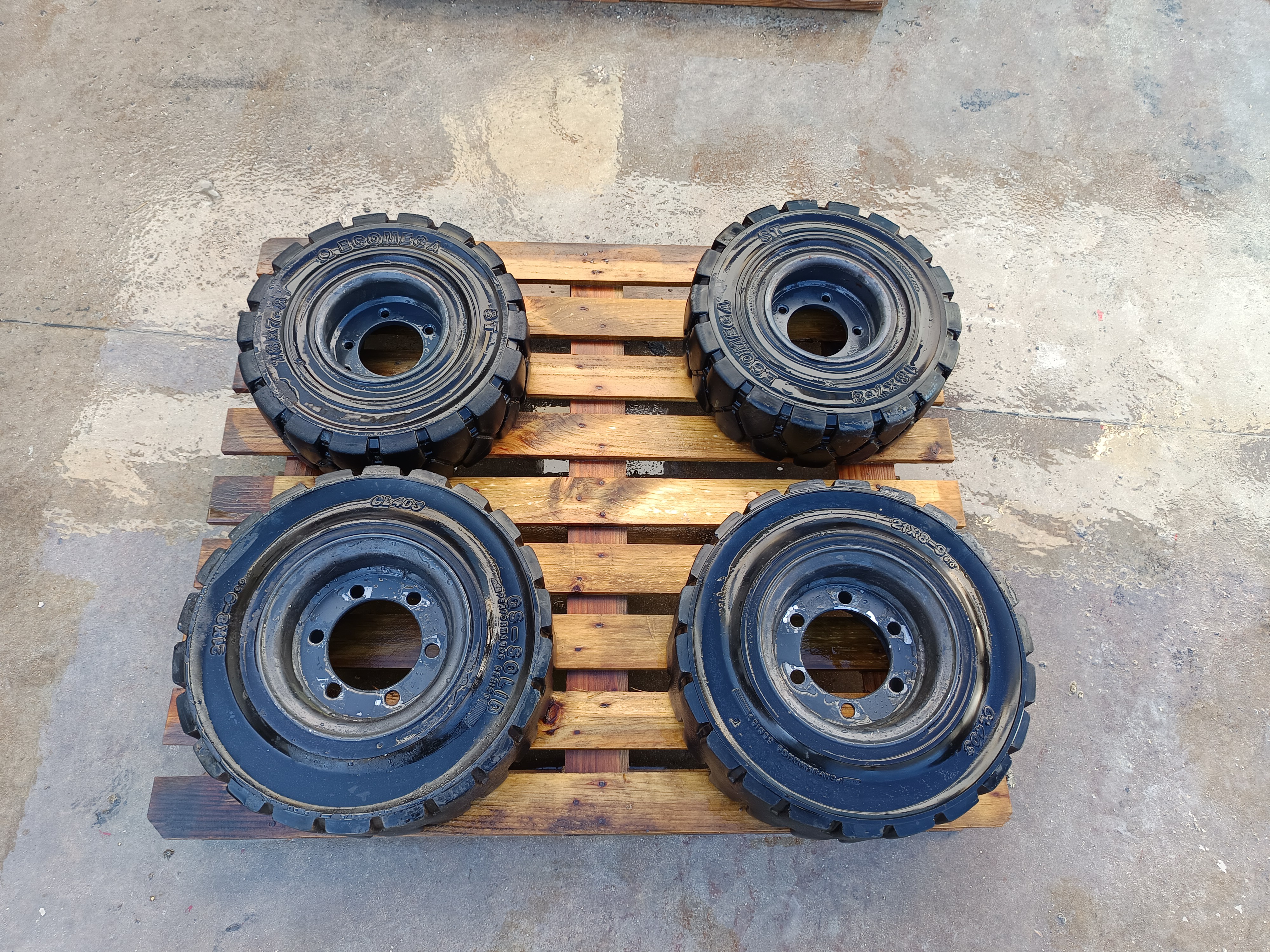 RICAMBI PER CARRELLO ELEVATORE OM FASE 20 in vendita - foto 2
