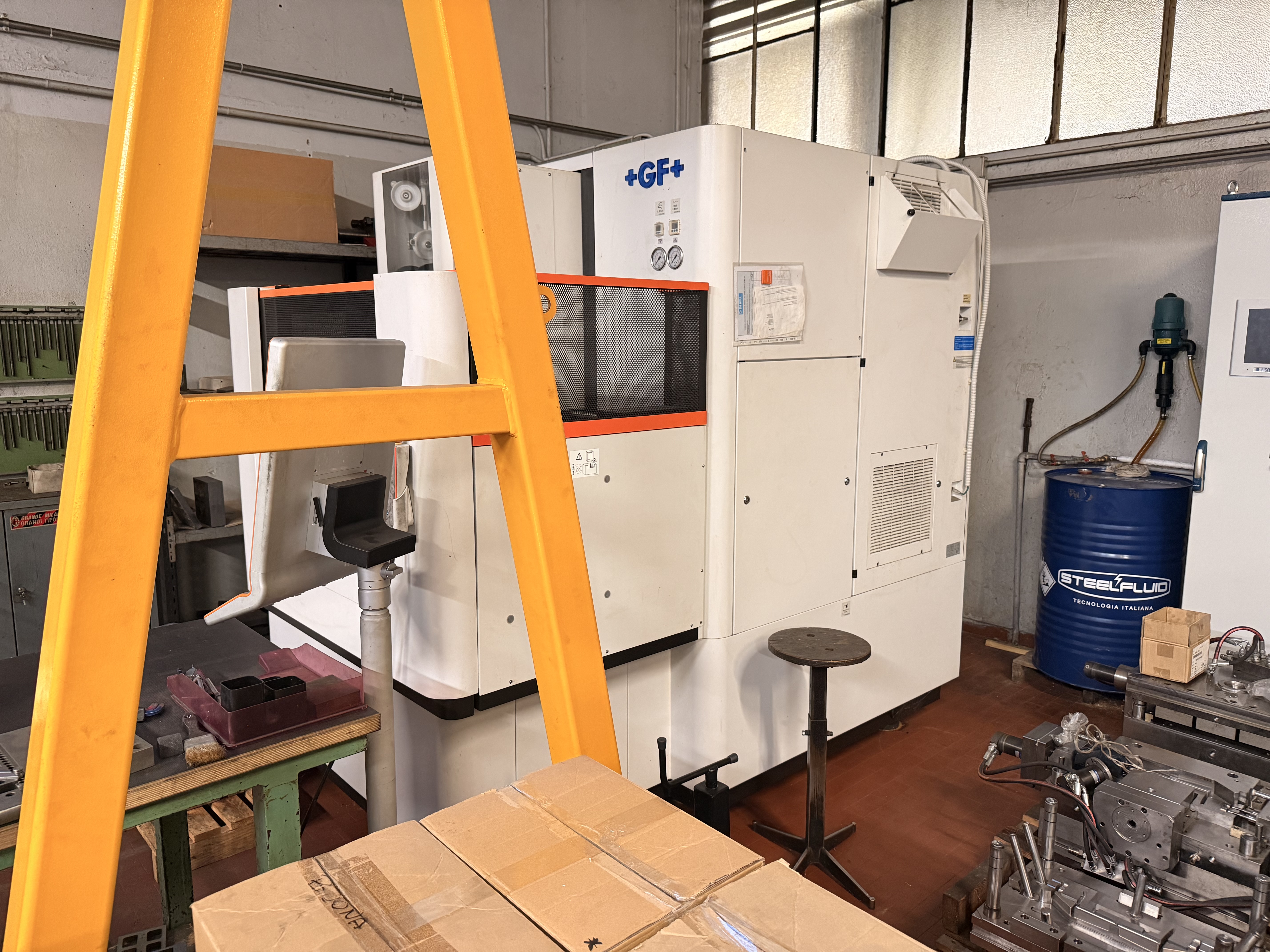 BEIJING AGIE CHARMILLES MODELLO CUT E 350 in vendita - foto 4