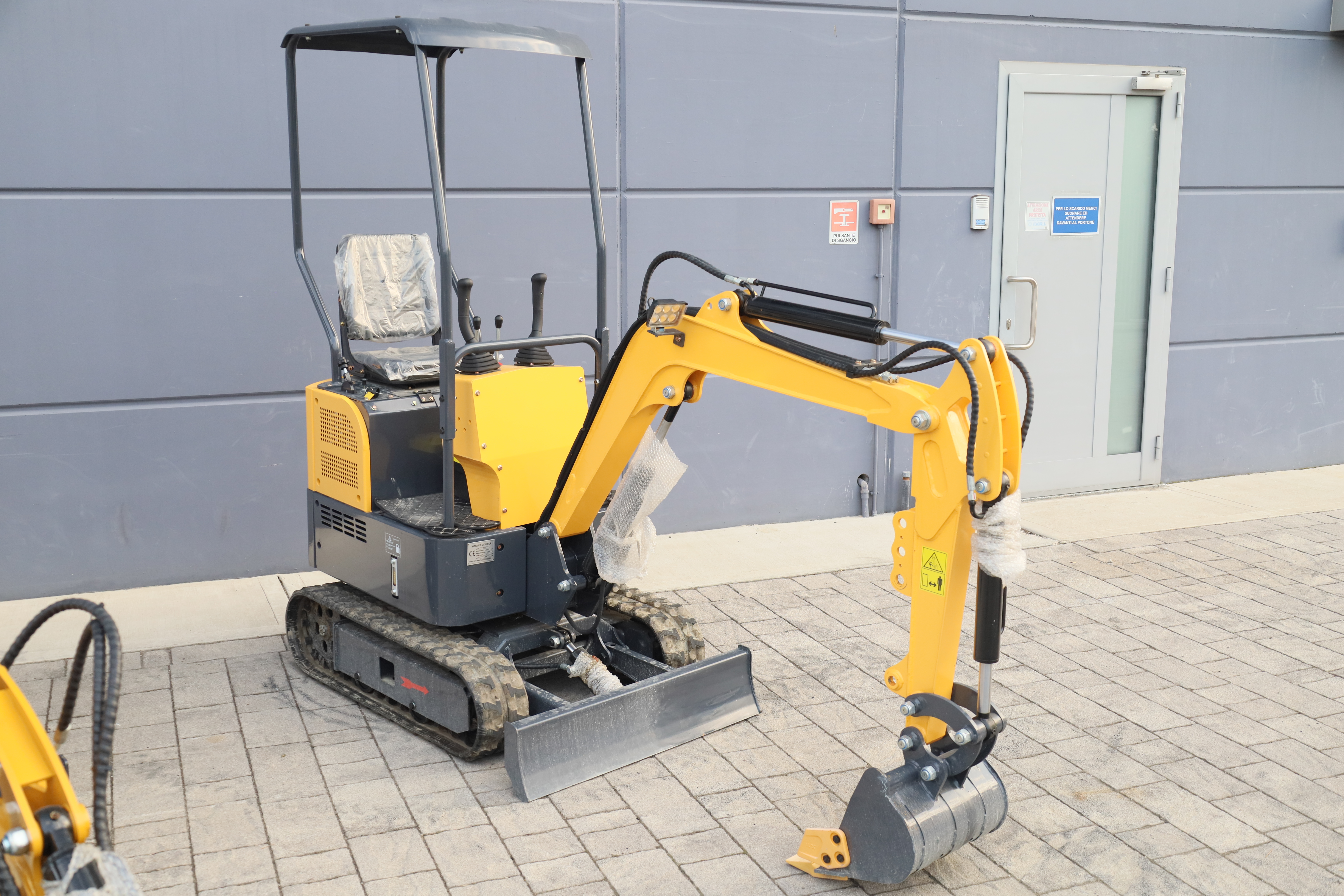 Mini escavatore TP13 nuovo in vendita - foto 1