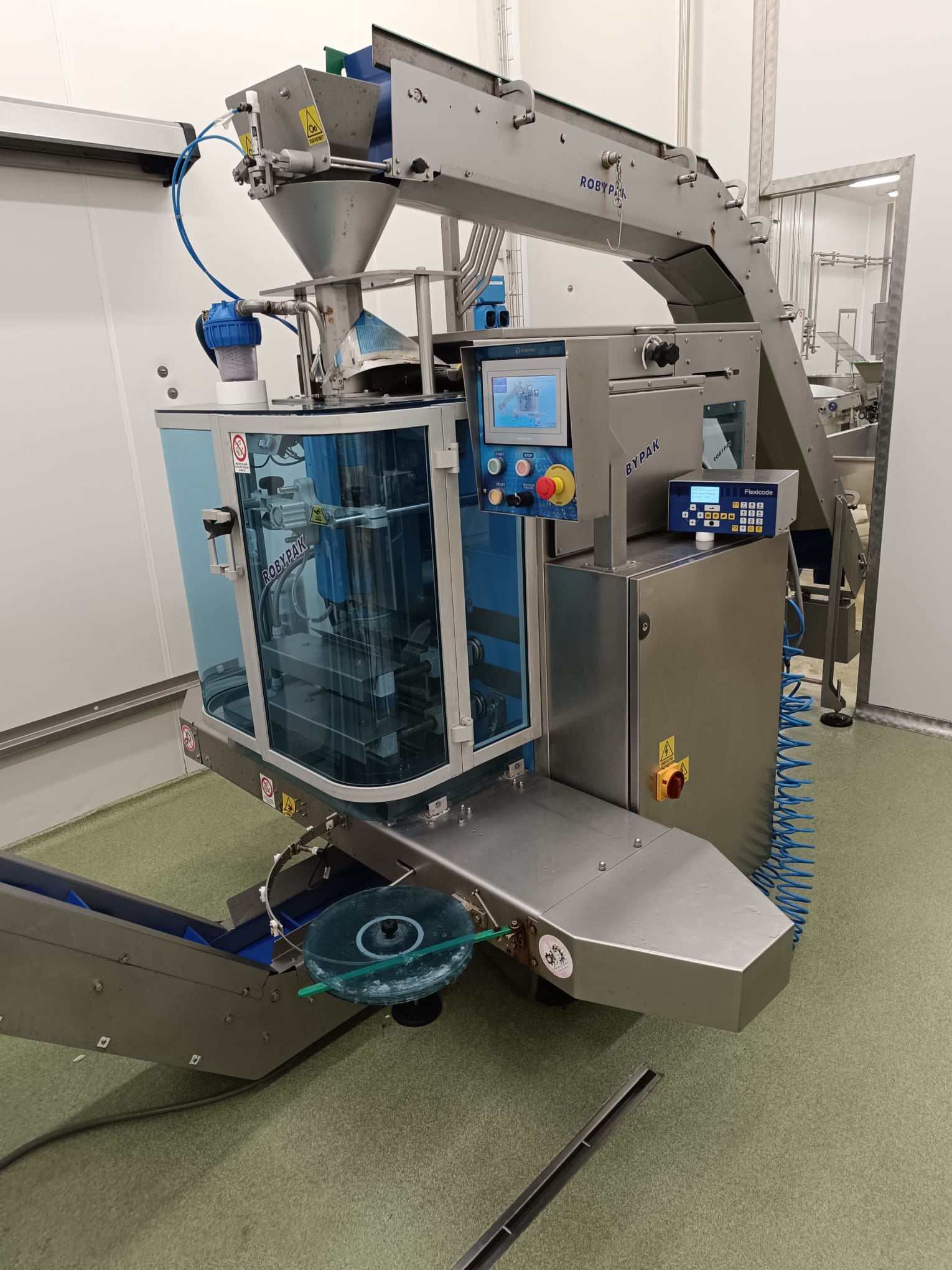CONFEZIONATRICE VERTICALE INOX PER MOZZARELLA ROBYPAK in vendita - foto 2