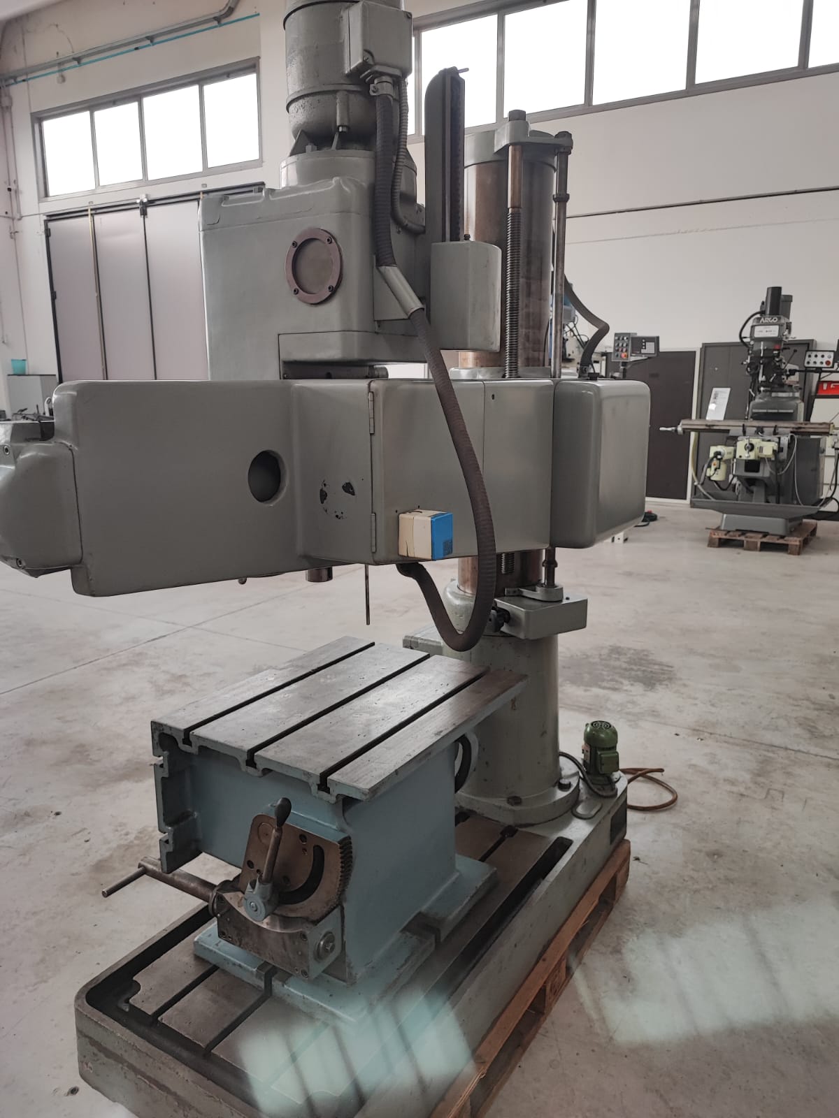 Trapano radiale EMA NOVARA RA 1100/S cubo inclinabile in vendita - foto 2