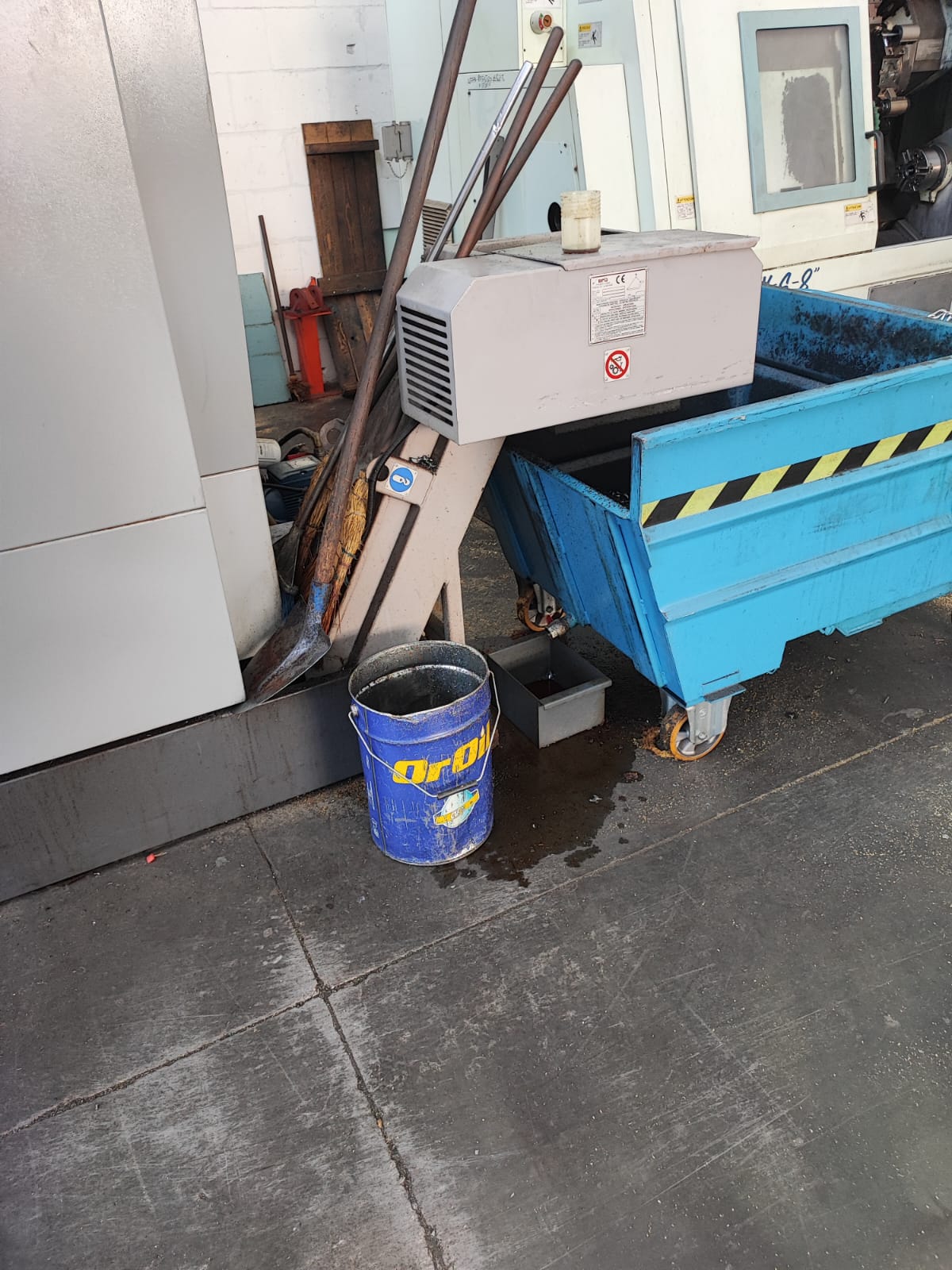 Centro di lavoro verticale COMU CLV 1400 in vendita - foto 8
