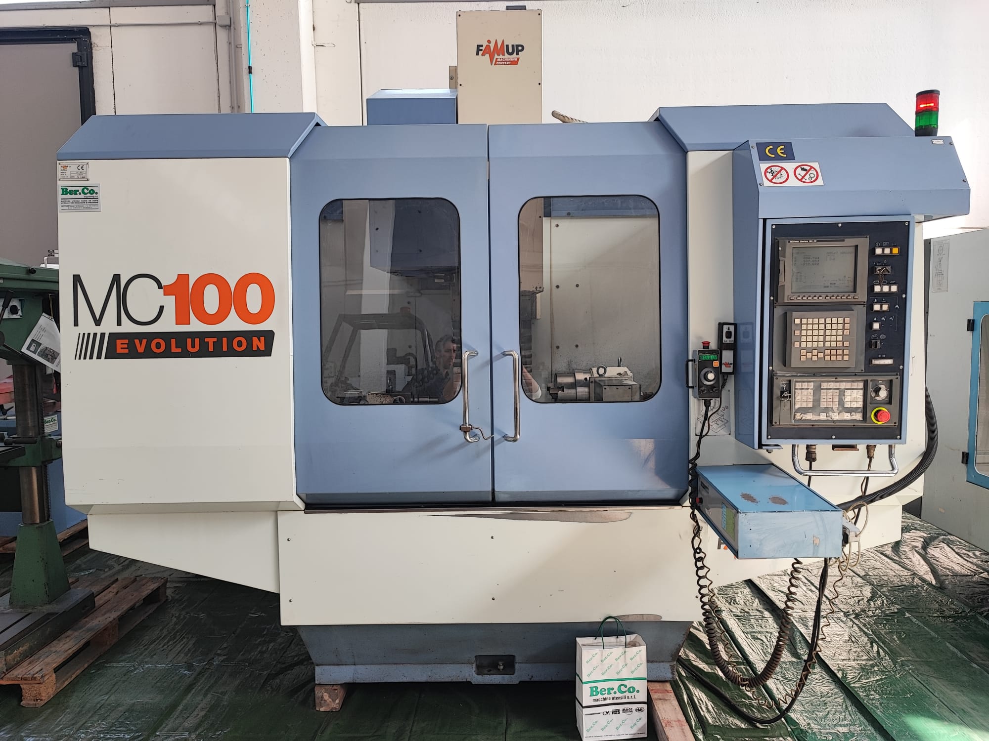 Centro FAMUP MC100E +4°ASSE | 1000x500x600 | CNC Fanuc in vendita - foto 7