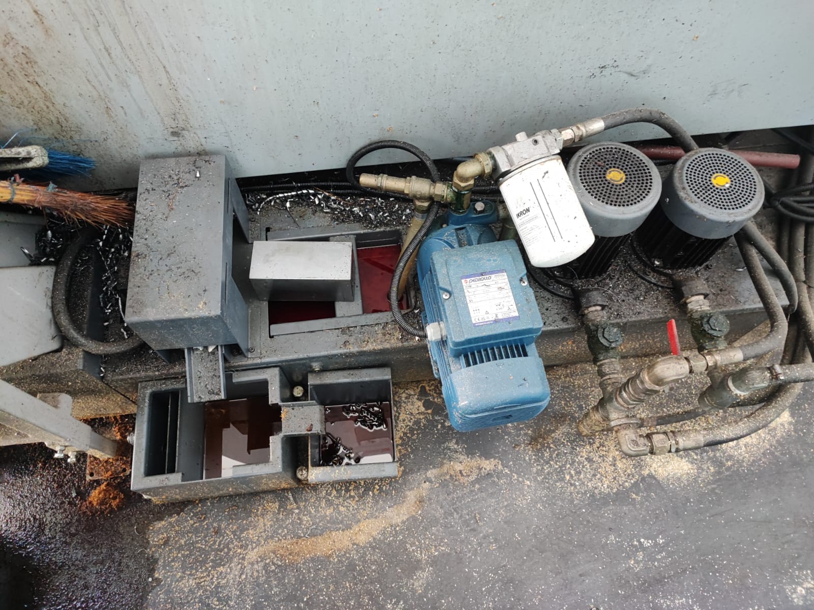 Centro di lavoro verticale COMU CLV 1400 in vendita - foto 11