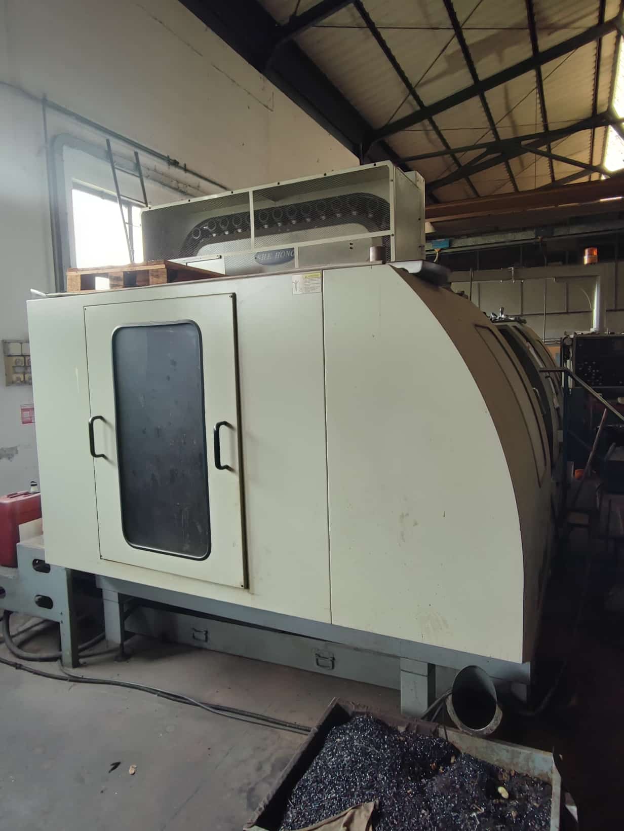 Centro di lavoro verticale HARTFORD SHE HONG VMC 2060A in vendita - foto 7