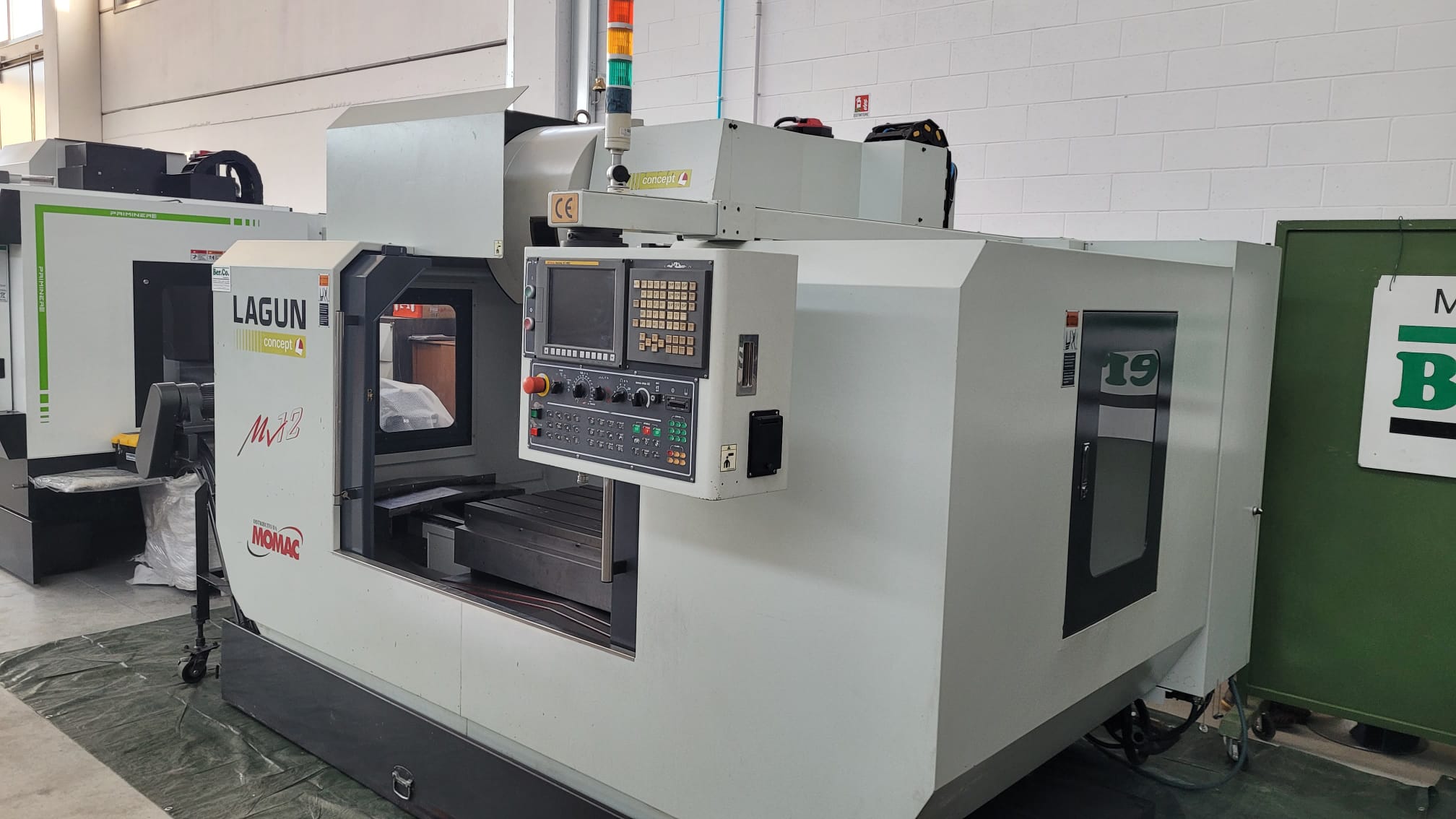 Centro di lavoro LAGUN MV 12 | 1220x660x610 | CNC Fanuc in vendita - foto 4