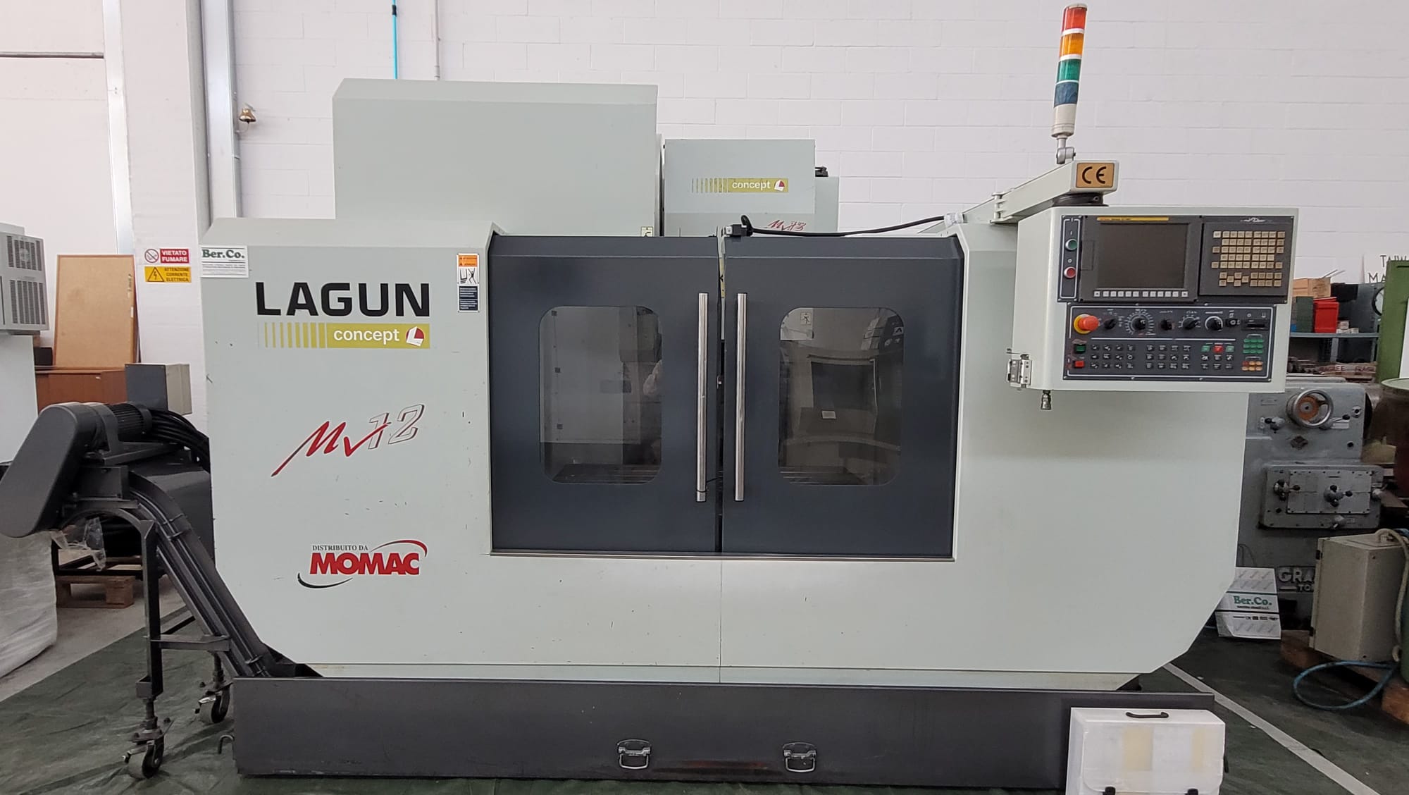 Centro di lavoro LAGUN MV 12 | 1220x660x610 | CNC Fanuc in vendita - foto 2