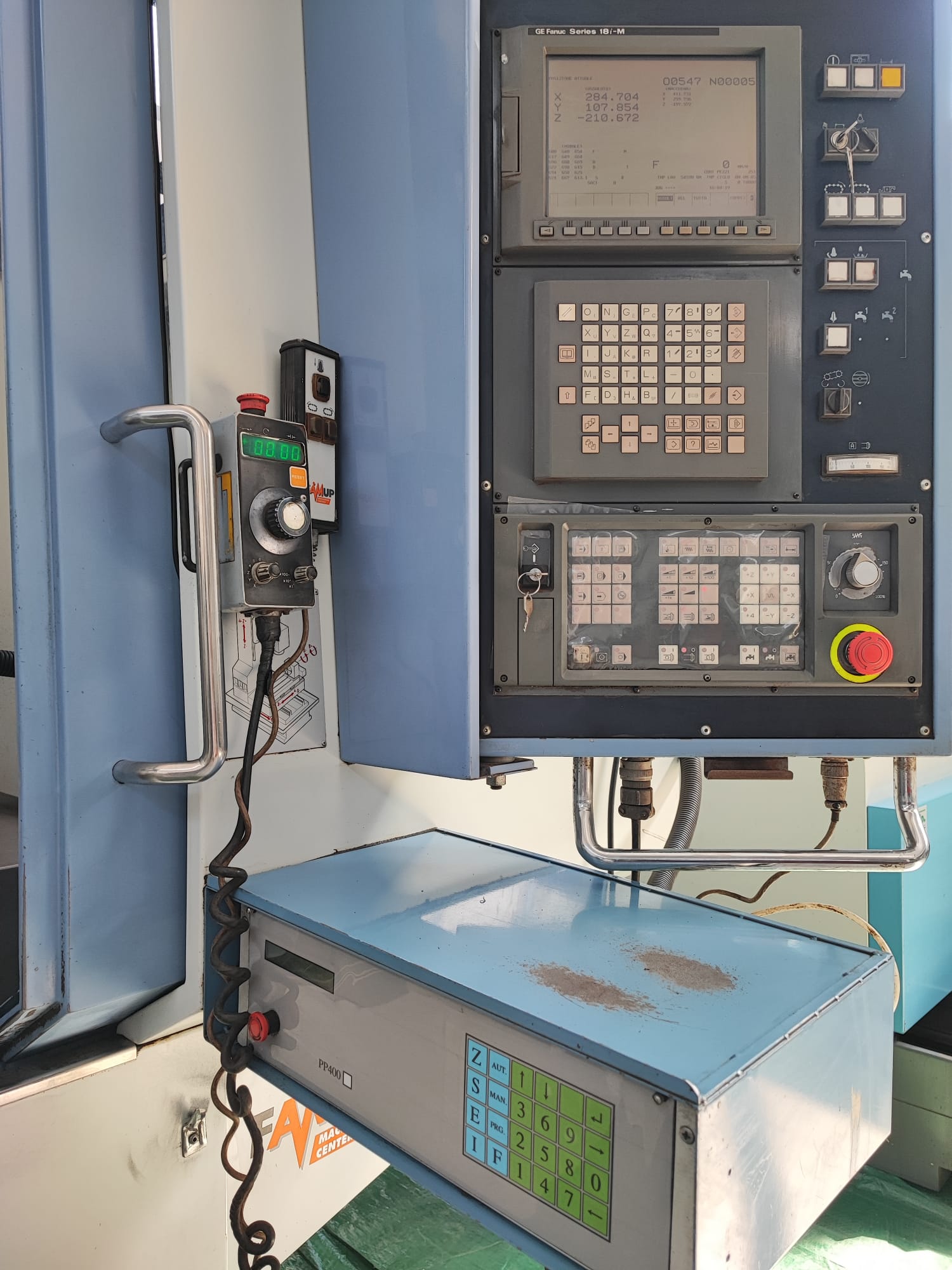 Centro FAMUP MC100E +4°ASSE | 1000x500x600 | CNC Fanuc in vendita - foto 4