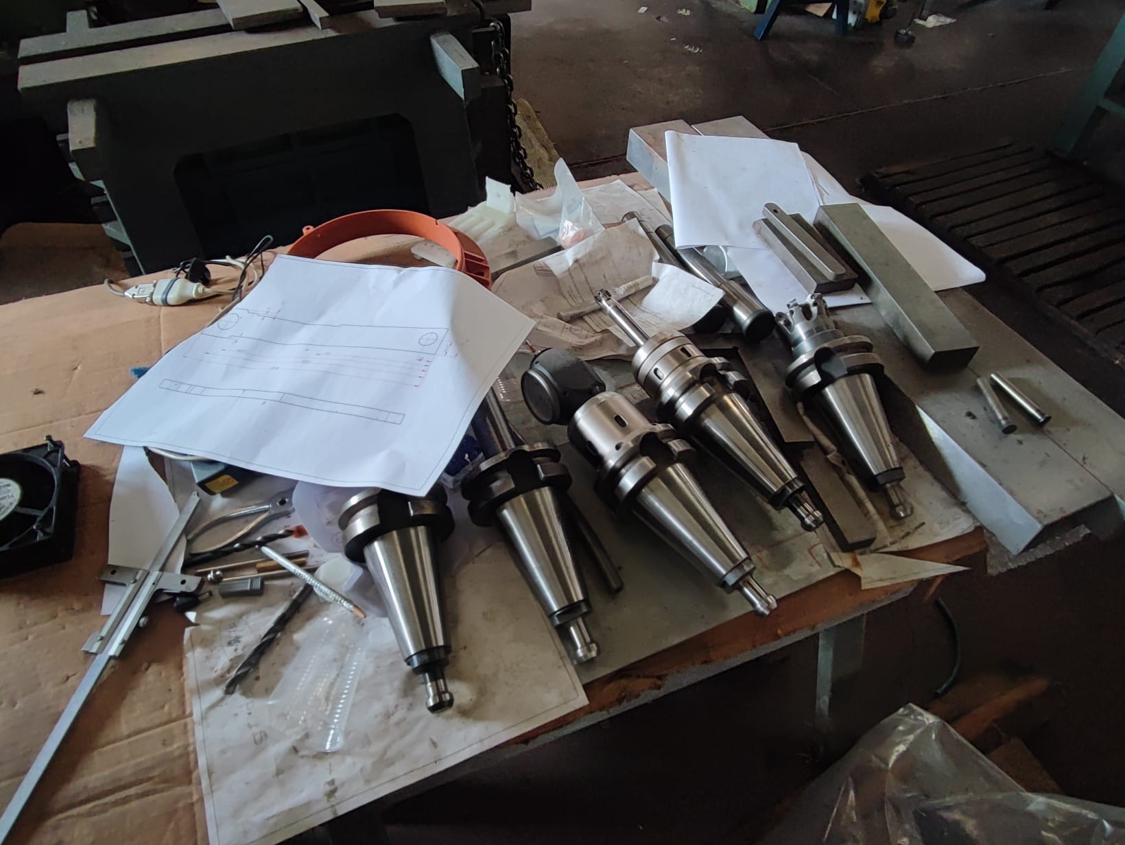 Centro di lavoro verticale HARTFORD SHE HONG VMC 2060A in vendita - foto 5