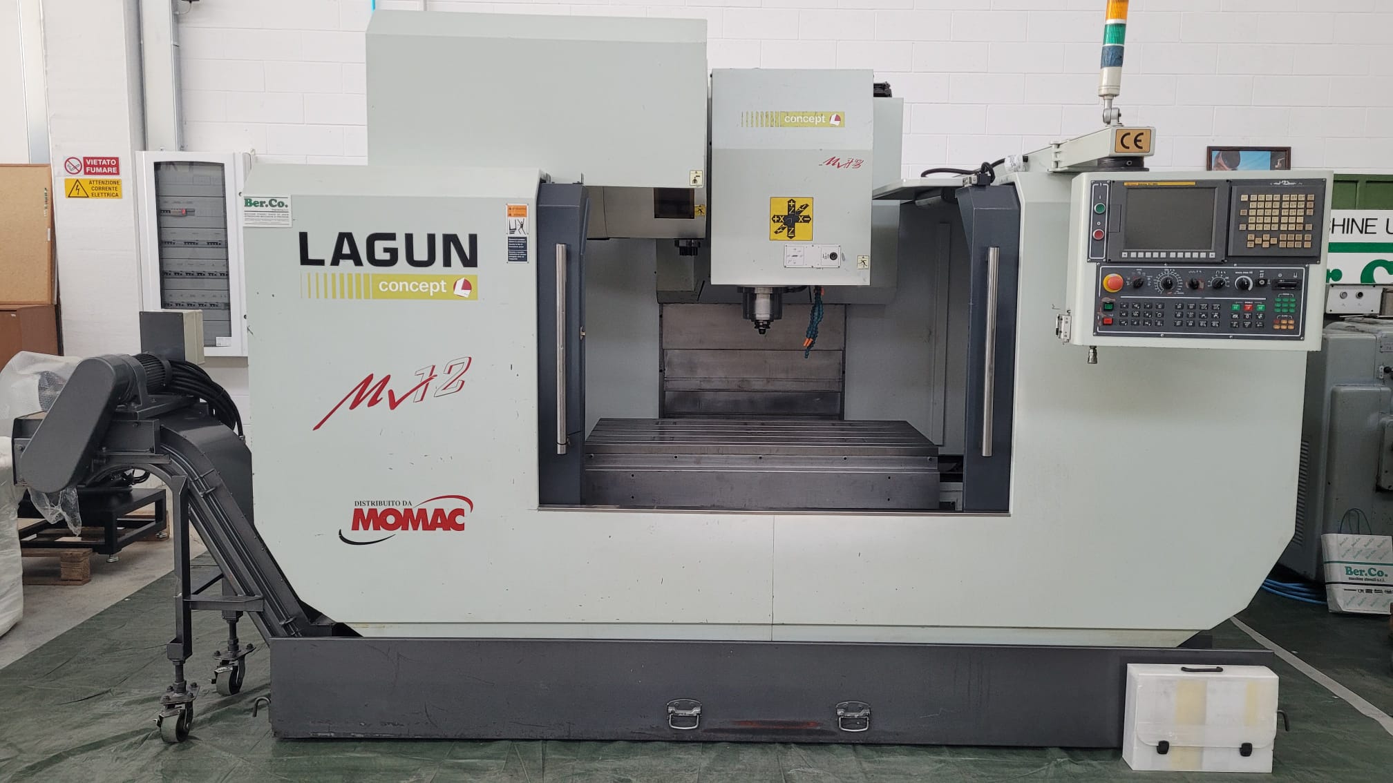 Centro di lavoro LAGUN MV 12 | 1220x660x610 | CNC Fanuc in vendita - foto 1