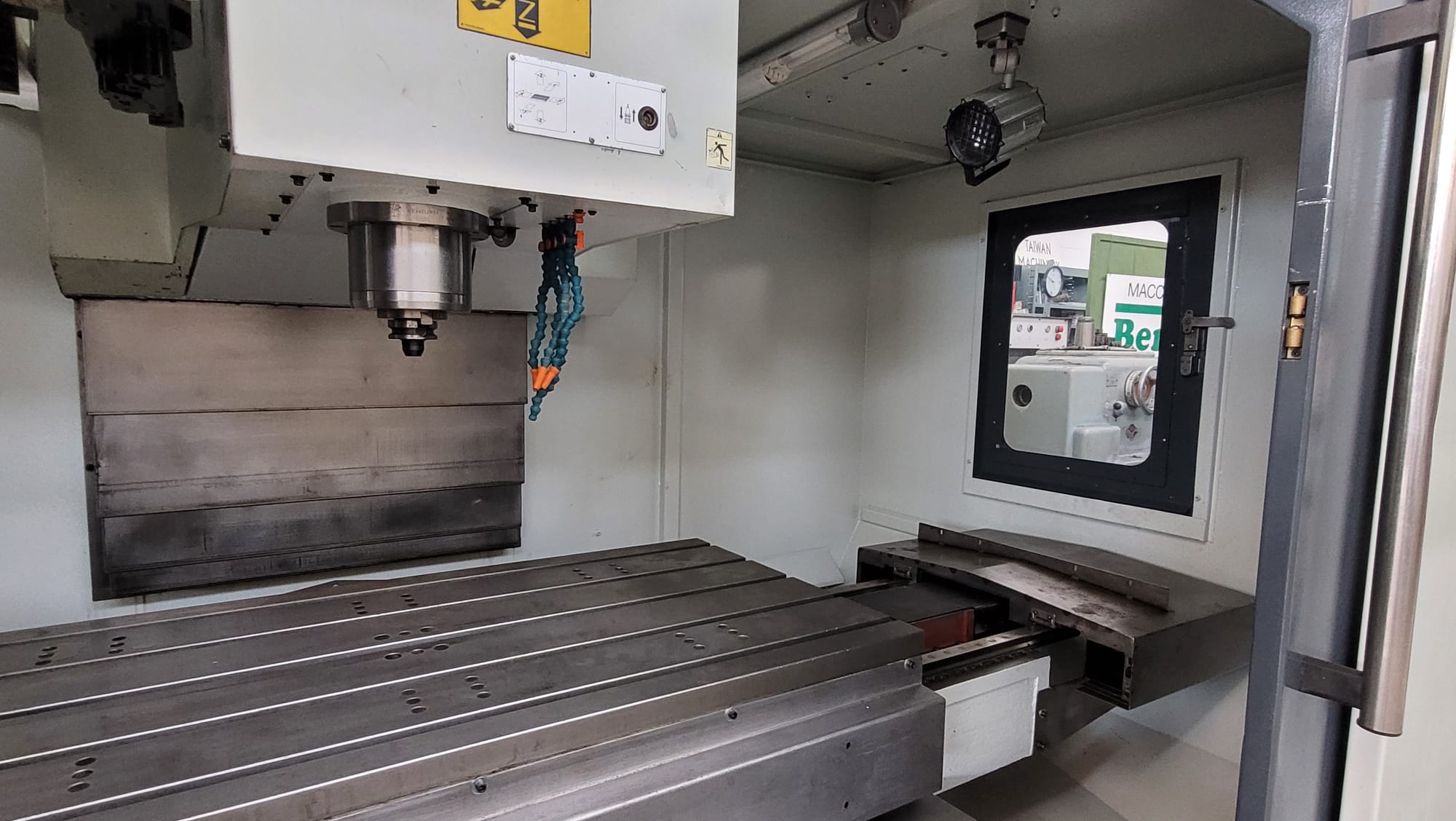 Centro di lavoro LAGUN MV 12 | 1220x660x610 | CNC Fanuc in vendita - foto 12