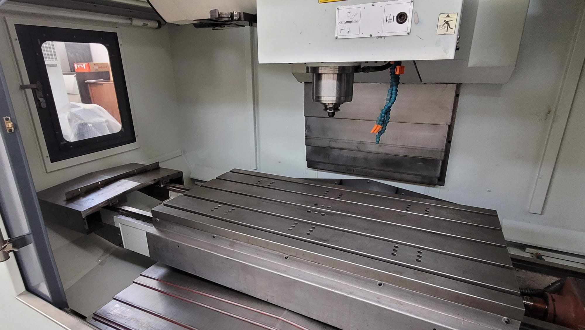 Centro di lavoro LAGUN MV 12 | 1220x660x610 | CNC Fanuc in vendita - foto 3