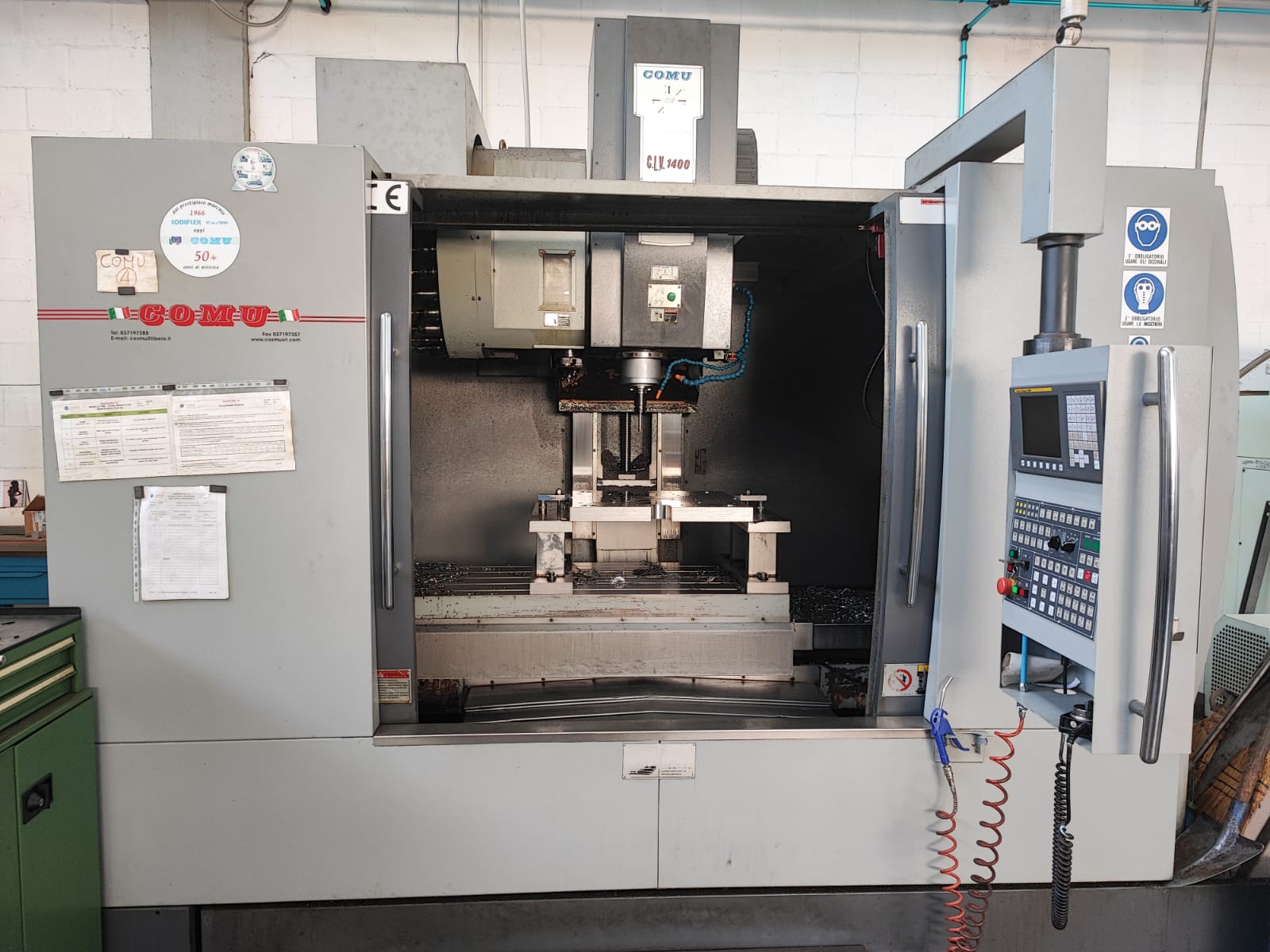 Centro di lavoro verticale COMU CLV 1400 in vendita - foto 1