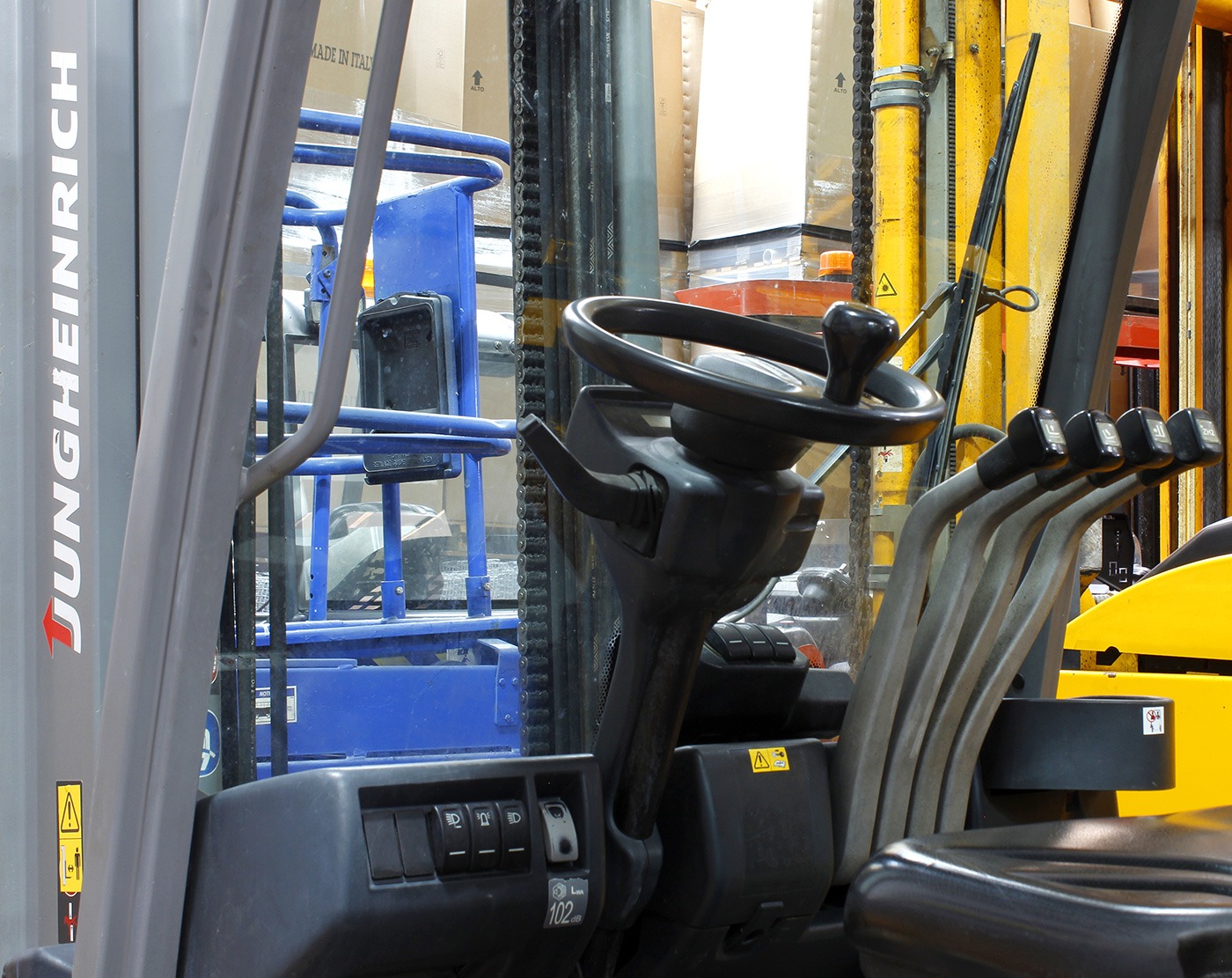 Carrello Frontale DIESEL JUNGHEINRICH - DFG 430 in vendita - foto 3