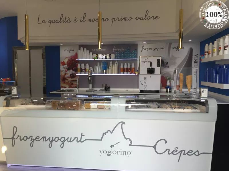 attrezzatura ed arredamento Yogurteria in vendita - foto 2