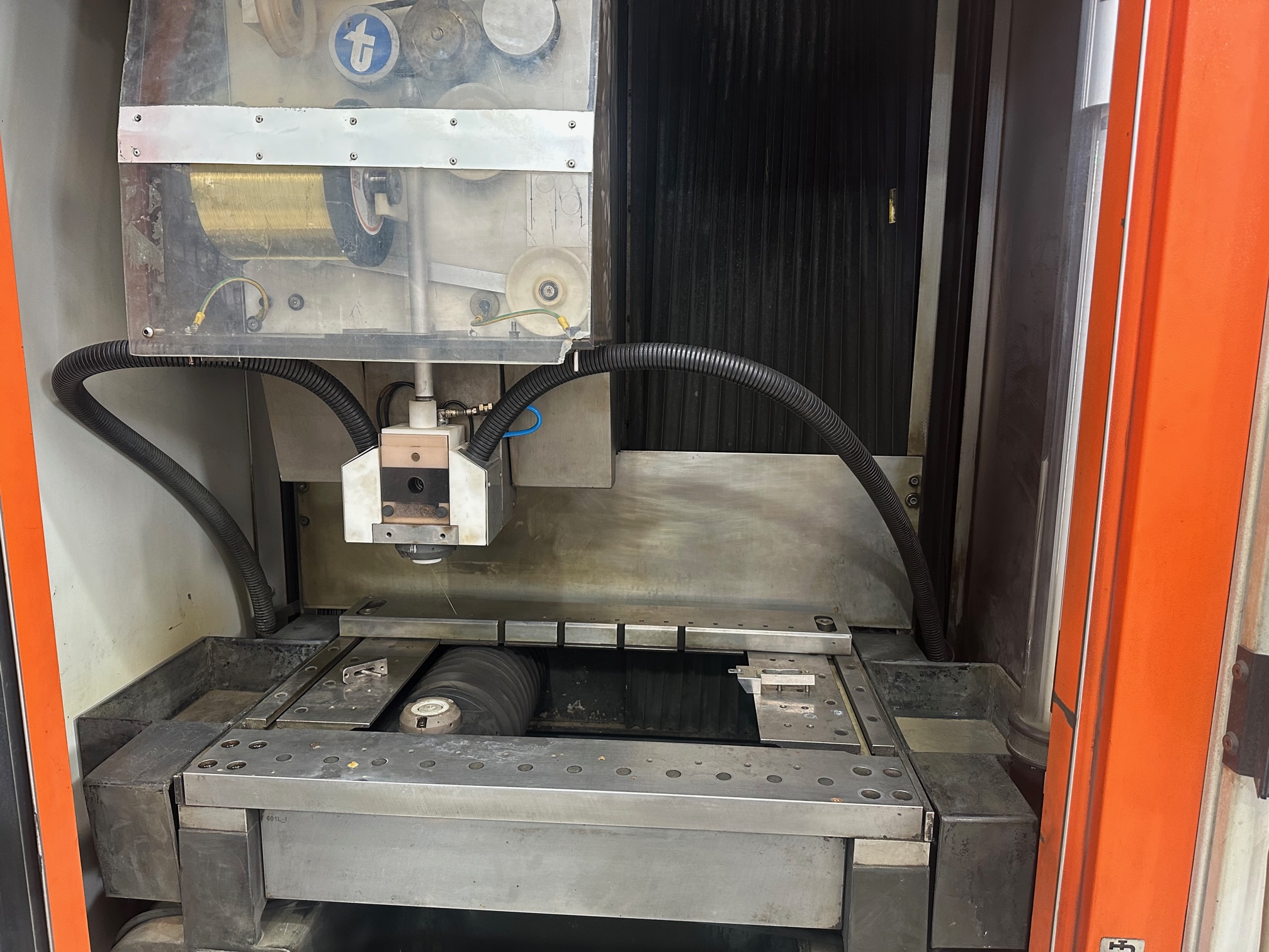 Charmilles Robofil 290 in vendita - foto 2