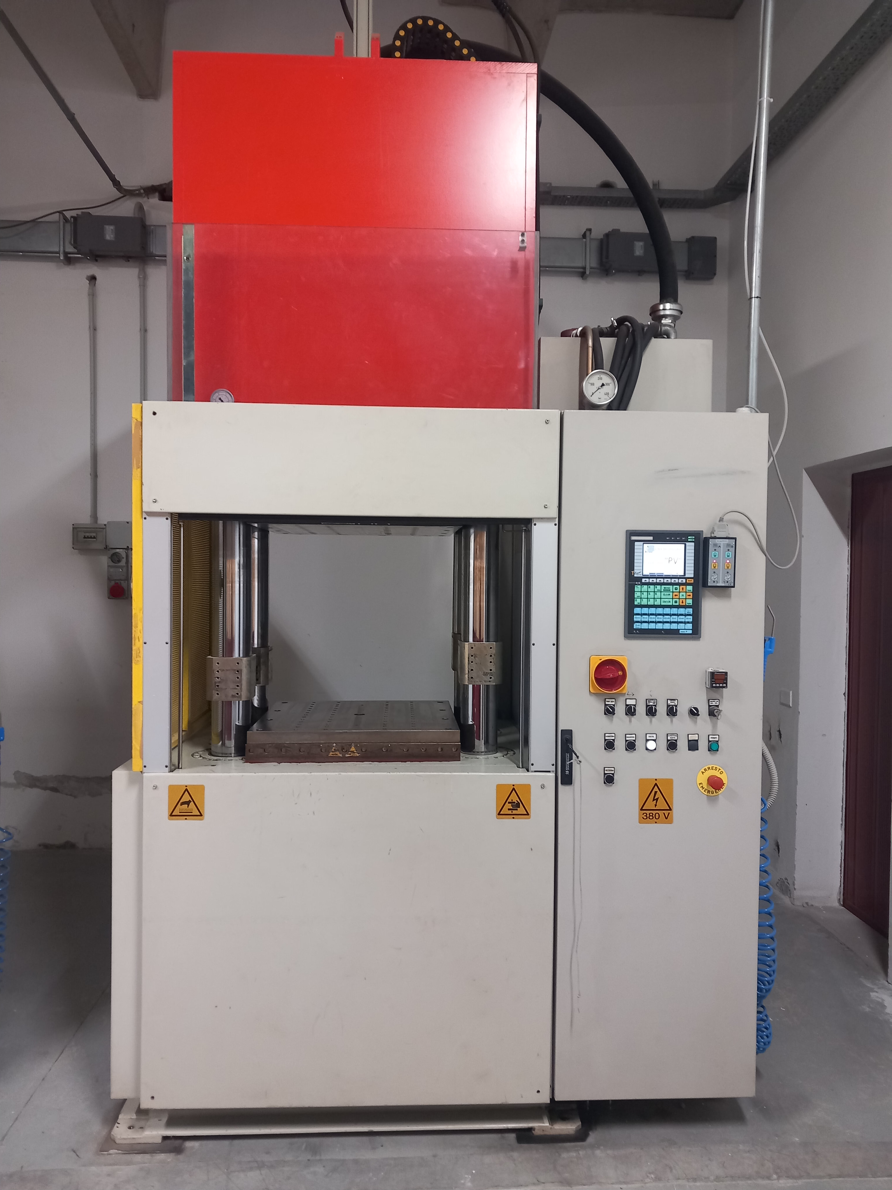 Presse a iniezione per plastica in vendita