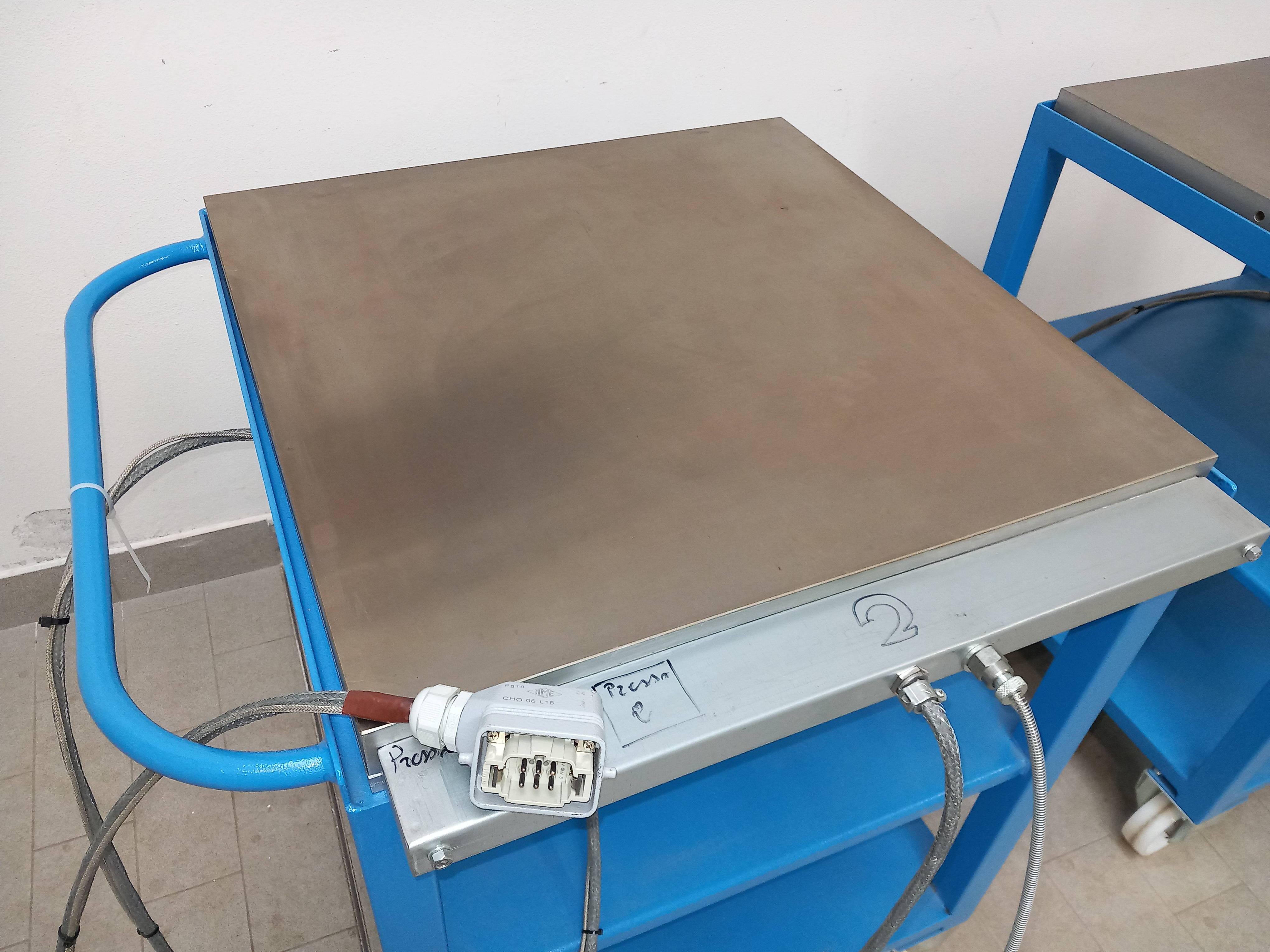 Piani di riscaldo per stampi  in vendita - foto 2