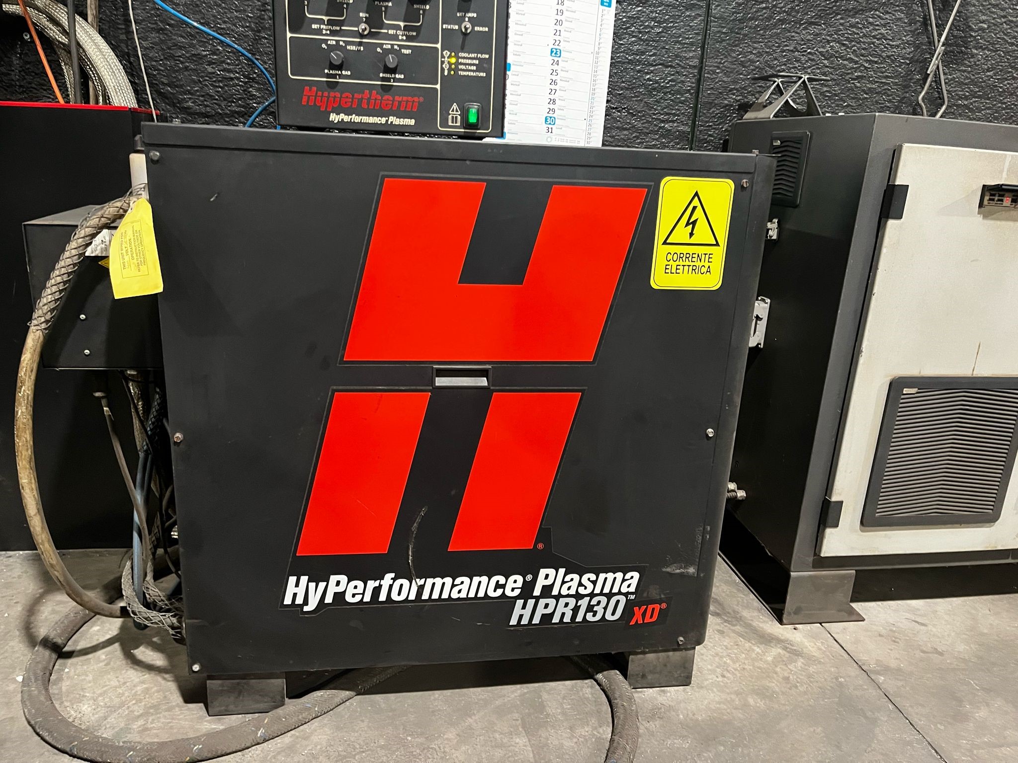 TAGLIO PLASMA HPM GENERATORE HYPERTHERM 130HD ANNO 2007 in vendita - foto 1