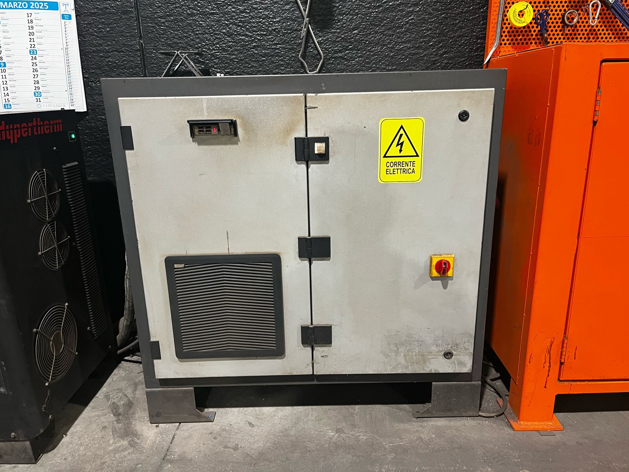 TAGLIO PLASMA HPM GENERATORE HYPERTHERM 130HD ANNO 2007 in vendita - foto 8