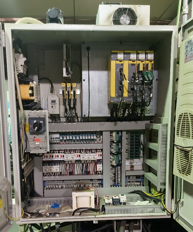 Centro di lavoro verticale 3 assi TOPPER TMV1050A  in vendita - foto 4
