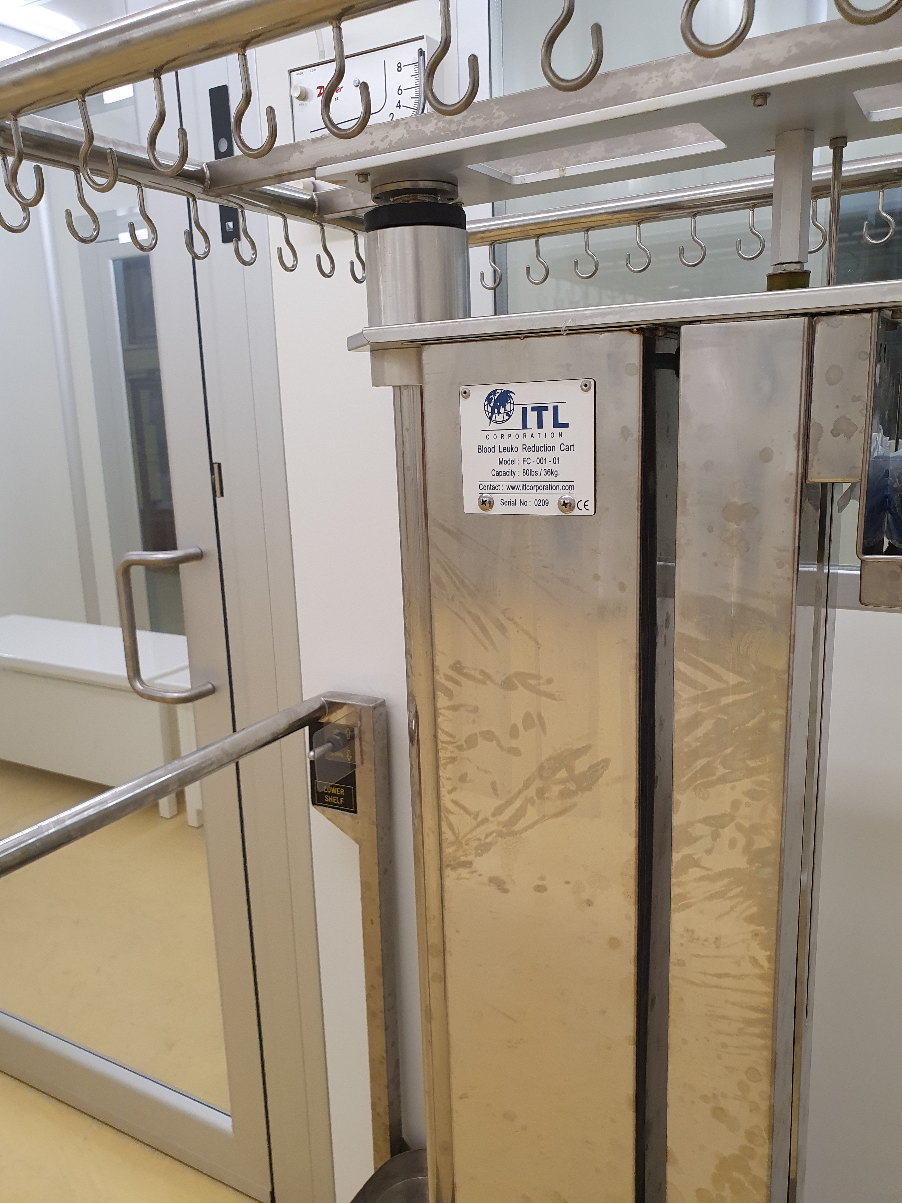 CARRELLO PER FILTRAZIONE SACCHE - BLOOD LEUKO REDUCTION in vendita - foto 3