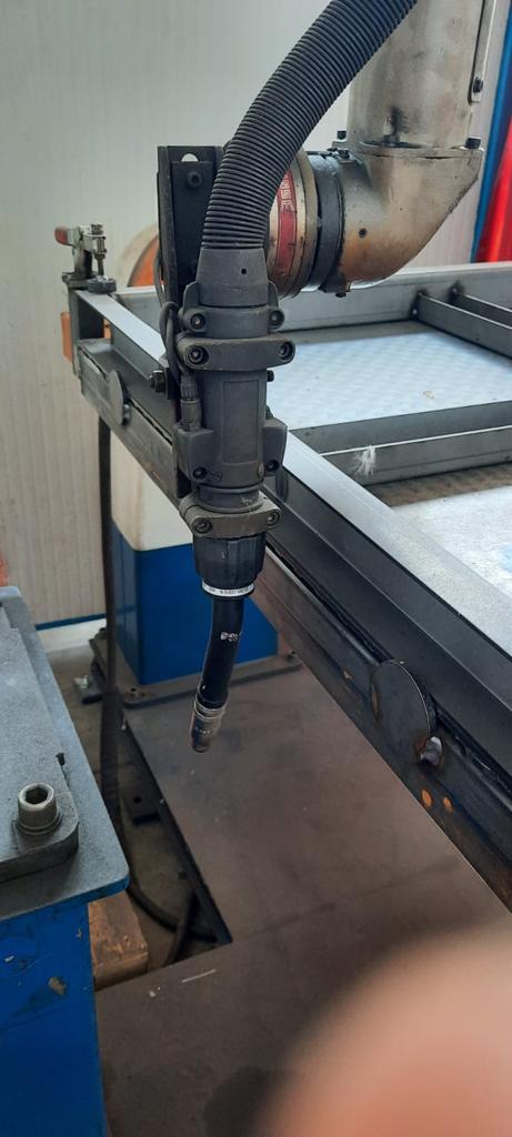Robot di saldatura verticale OTC DAIHEN in vendita - foto 3