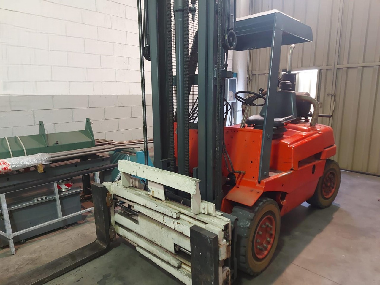 Carrelli elevatori in vendita