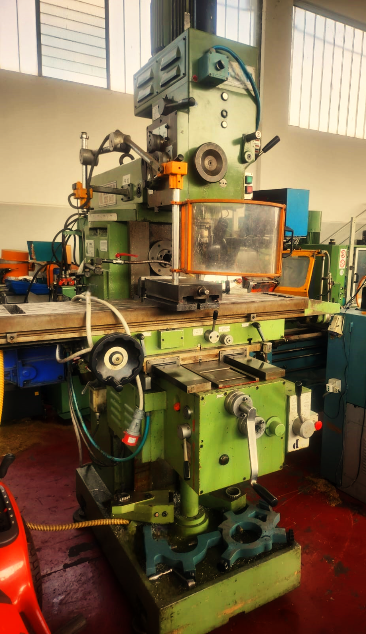 Fresatrice universale DEBER mod US 140 in vendita - foto 3