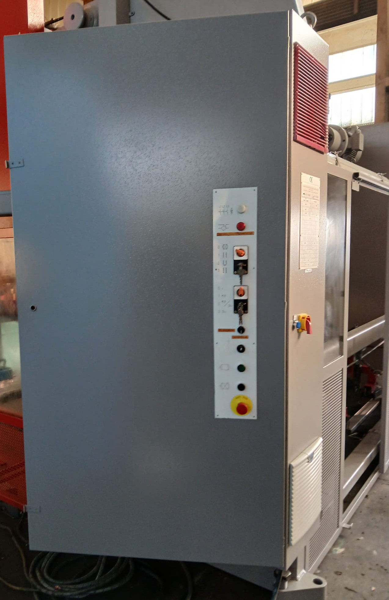 Piegatrice lamiera Beyeler Mod pr 8 4100 mm x 320 ton in vendita - foto 4