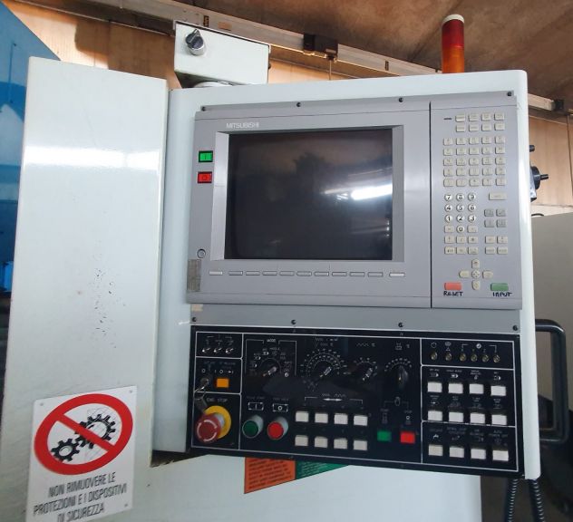 Centro di lavoro verticale TAKUMI V11 A in vendita - foto 2