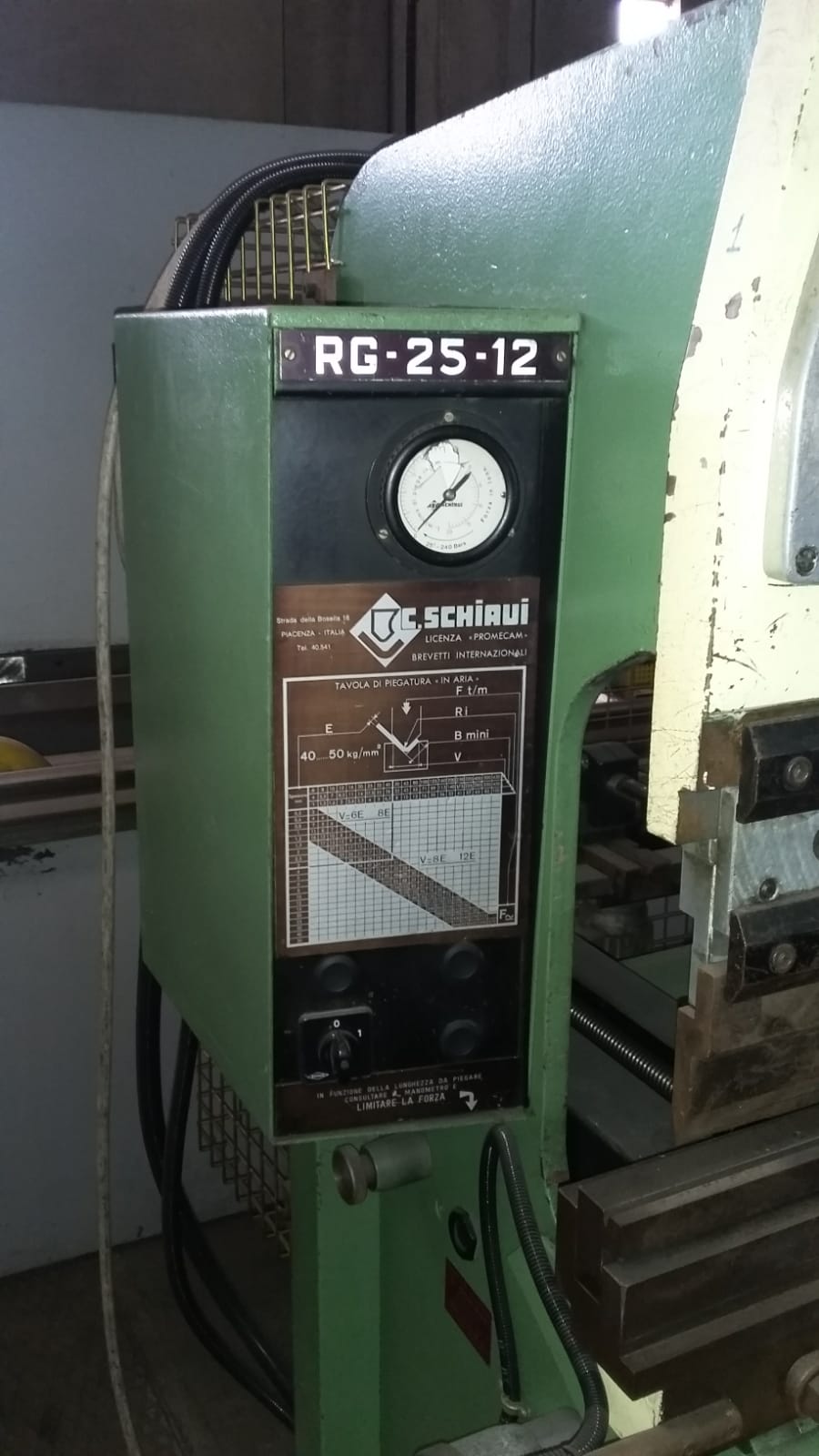 Piegatrice lamiera Schiavi Mod rg 25/12 in vendita - foto 3